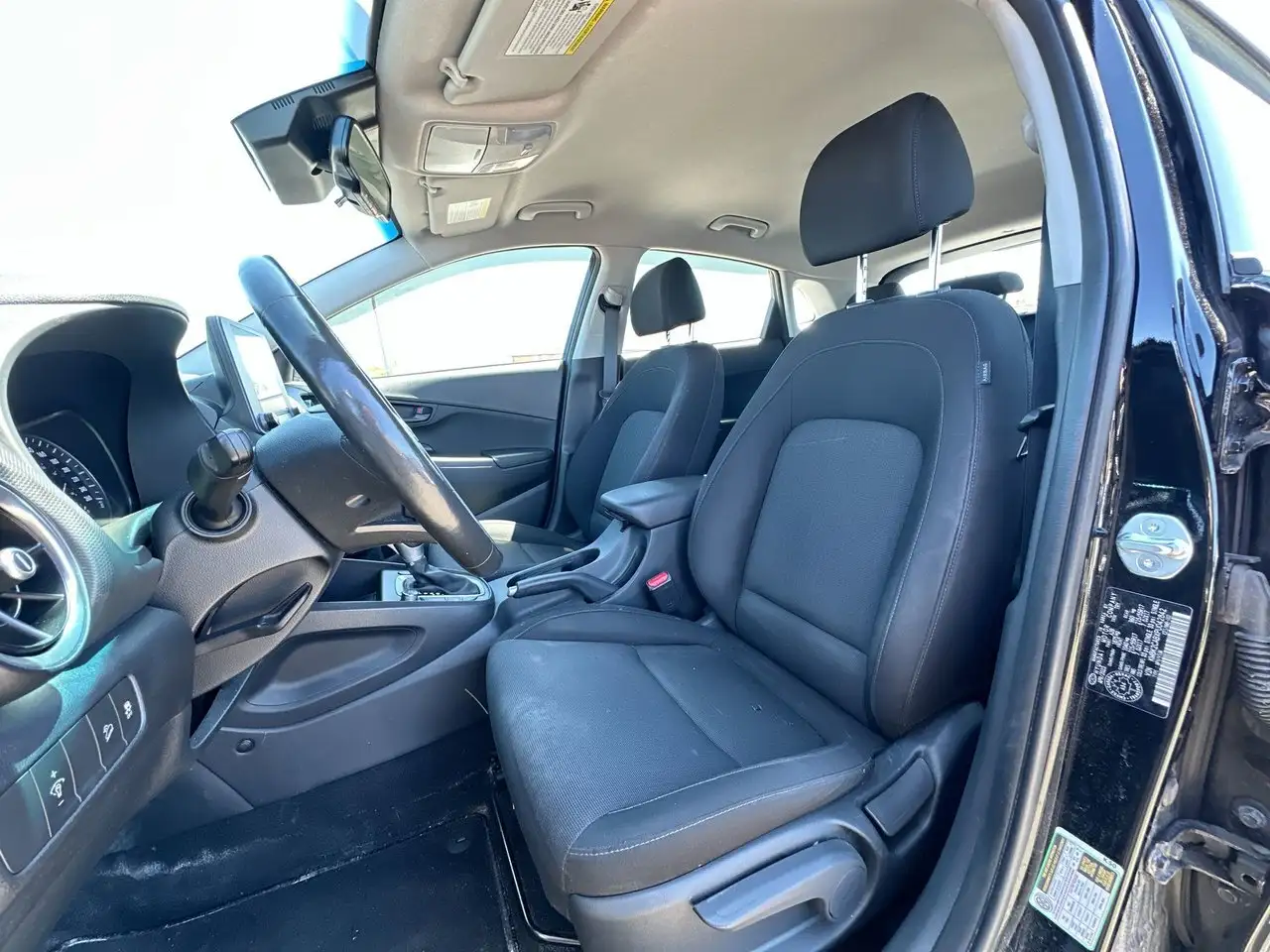Hyundai KONA снимка Hyundai KONA