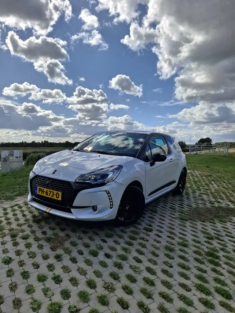 DS Automobiles DS 3 Sport chic Wit - 1