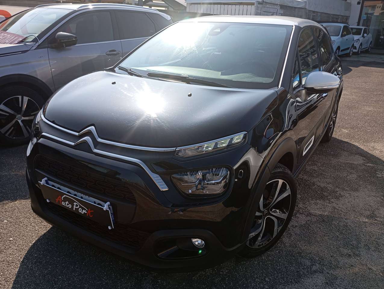 Citroen C3 1.5 BlueHDi 100CV Shine Pack