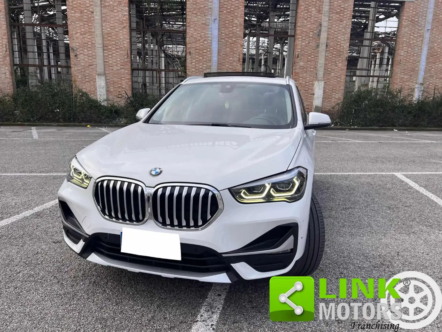 BMW X1 BMW X1 sDrive16d xLine Blanc - 2