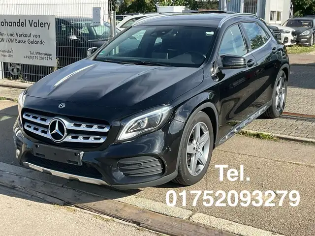 Mercedes-Benz GLA 250 4Matic . Sport + AMG Line !