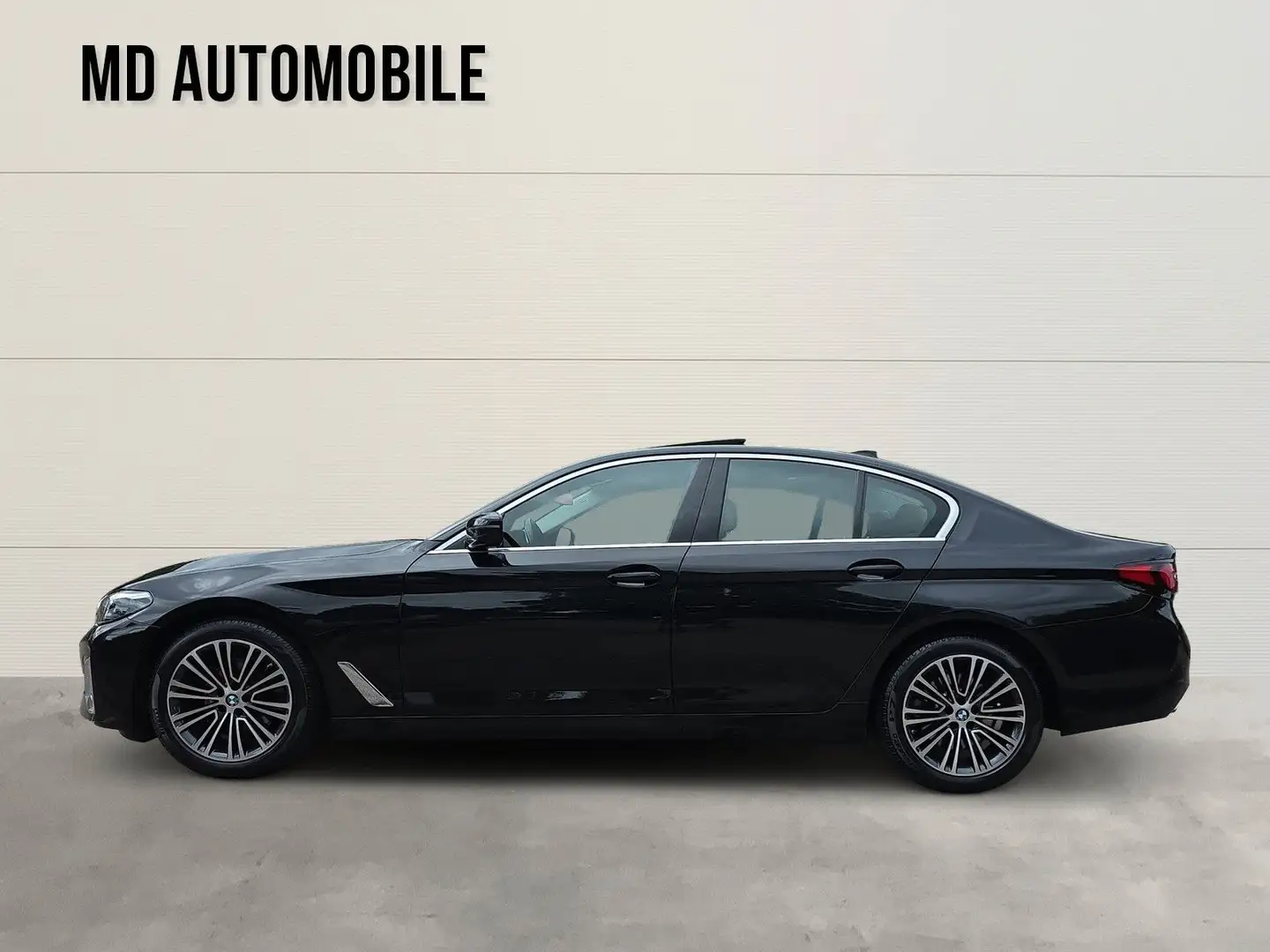 BMW 520 d Luxury Line Schiebedach Komforsitze Schwarz - 2