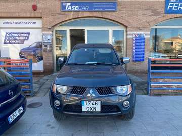 L200 2.5DI-D Club Cab Invite
