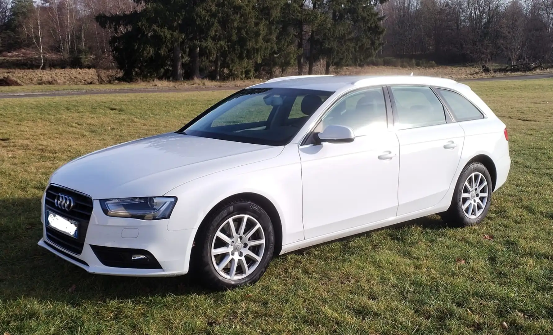 Audi A4 A4 AVANT V6 3.0 TDI 204 Business Line Multitronic A Blanc - 1