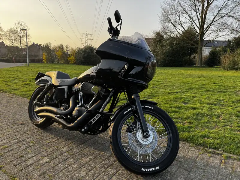 Harley-Davidson Street Bob - foto 2