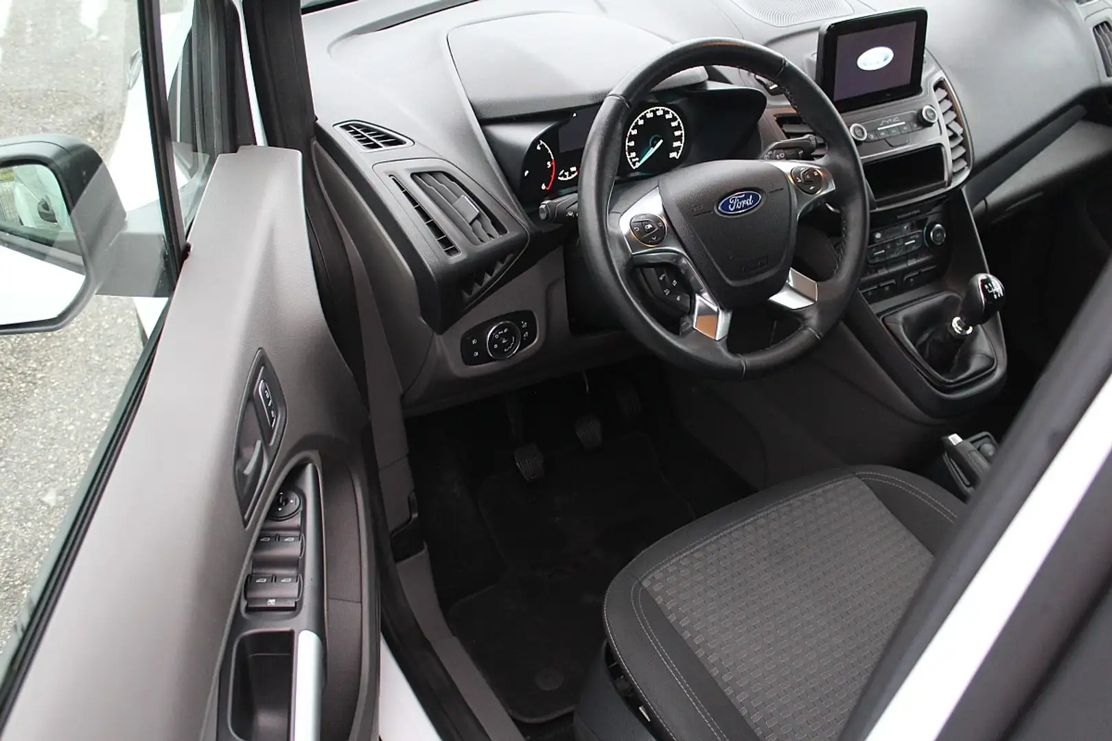 Ford Grand Tourneo Connect 1,5 EcoBlue L2, 7-Sitzer, Navi, Kamera... Weiß - 2