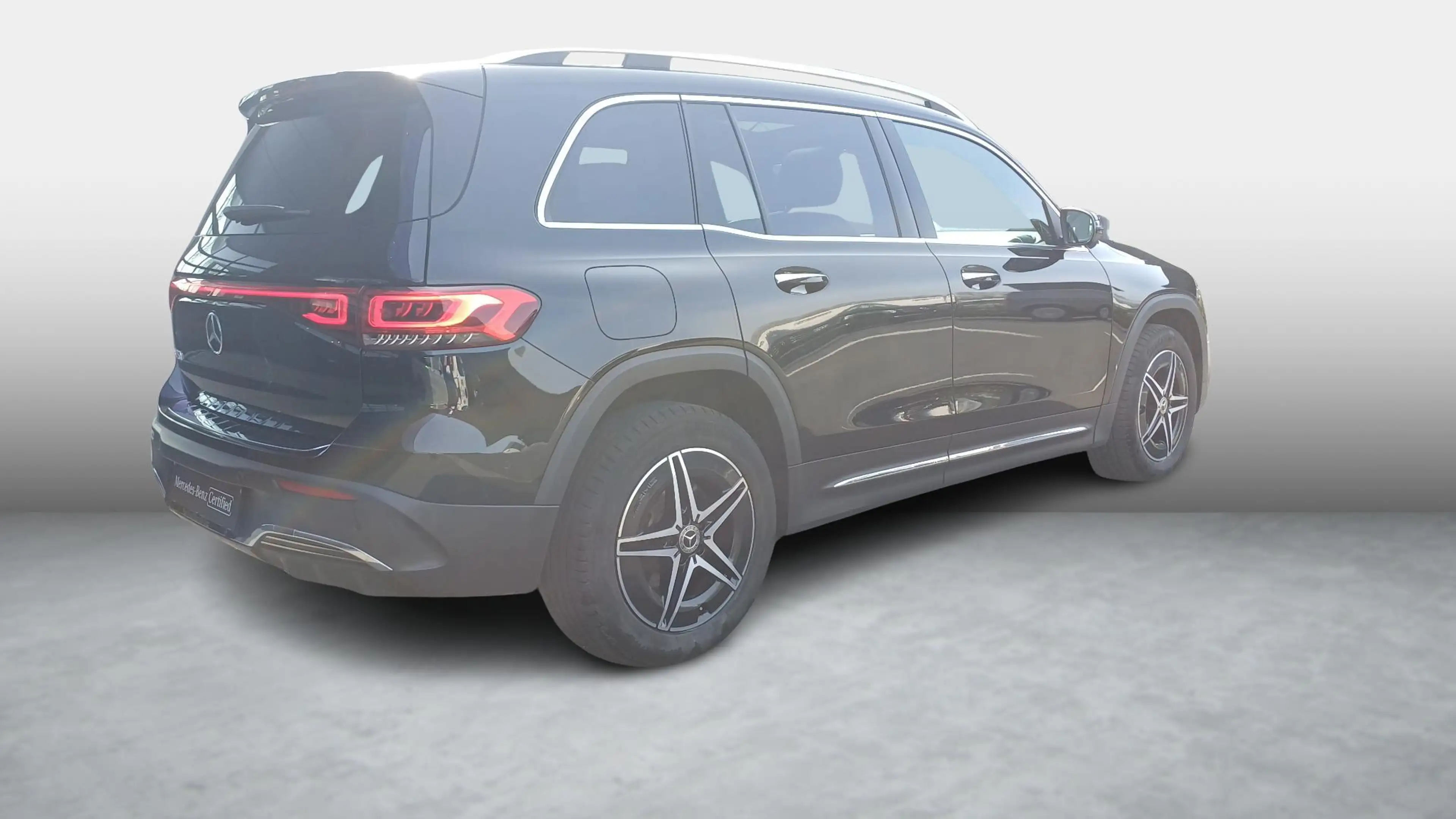 Mercedes-Benz EQB 250 AMG Line + 7-ZITPLAATSEN + LEDER + PANO DAK + CARP — photo 5