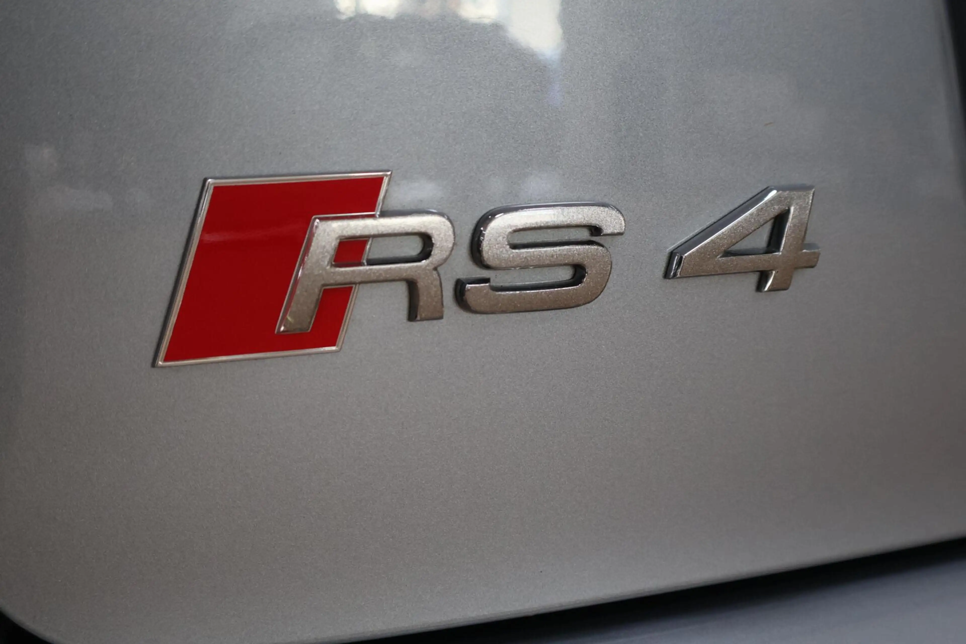 Audi RS4 Avant 4.2 V8 RS 4 quattro — photo 12