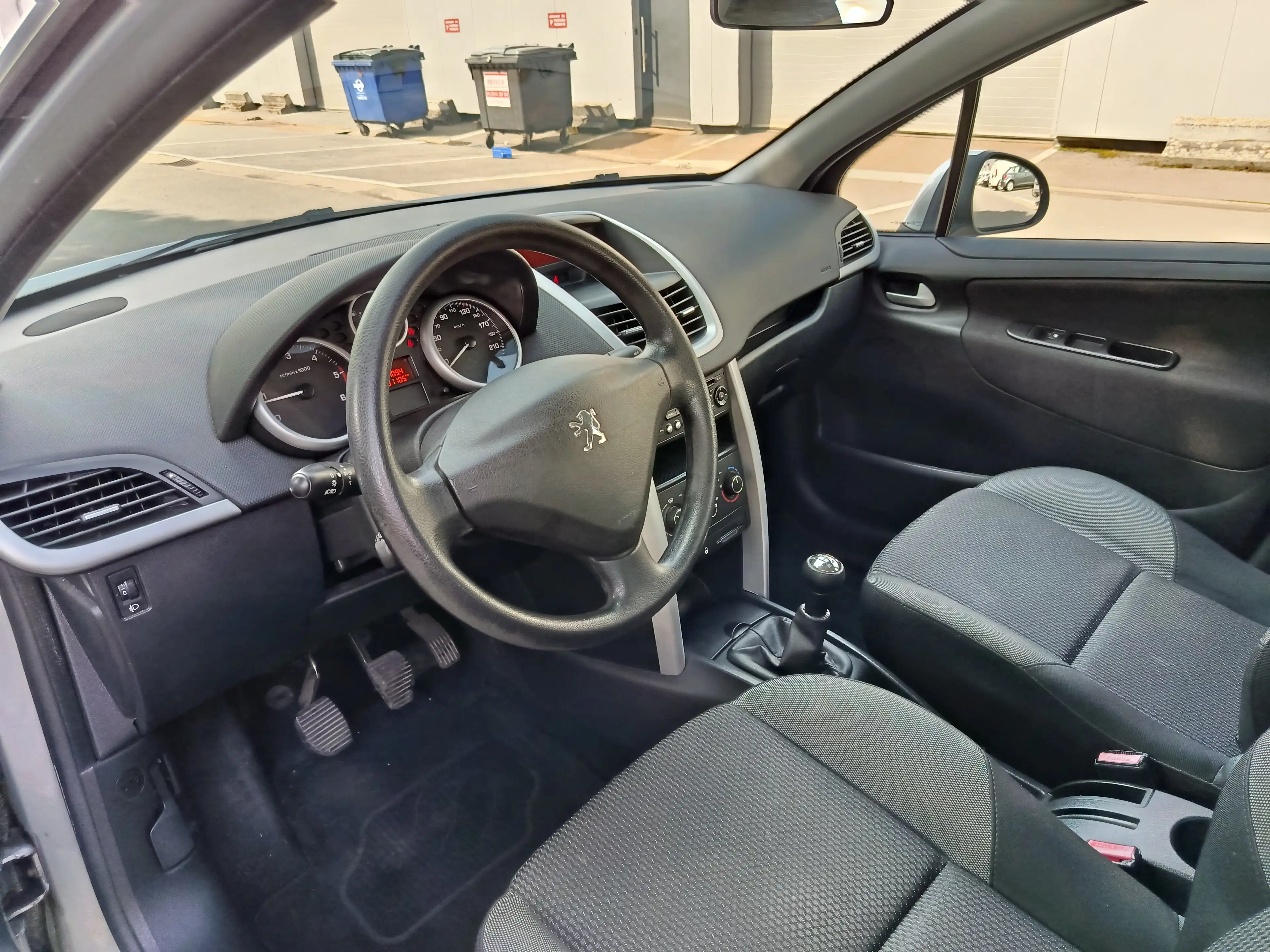 Peugeot 207 207+ 1.4 HDi Access — photo 7