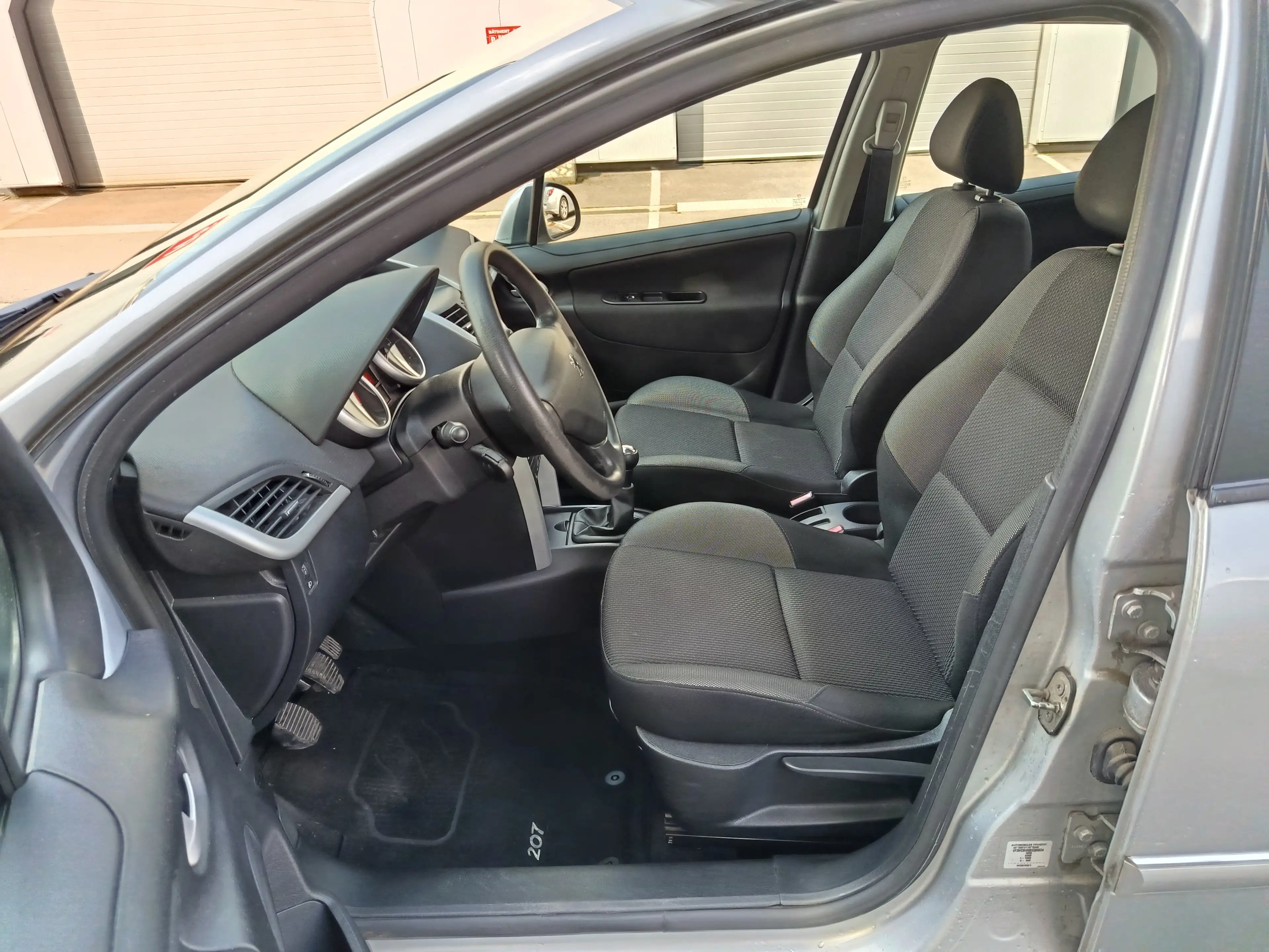 Peugeot 207 207+ 1.4 HDi Access — photo 8