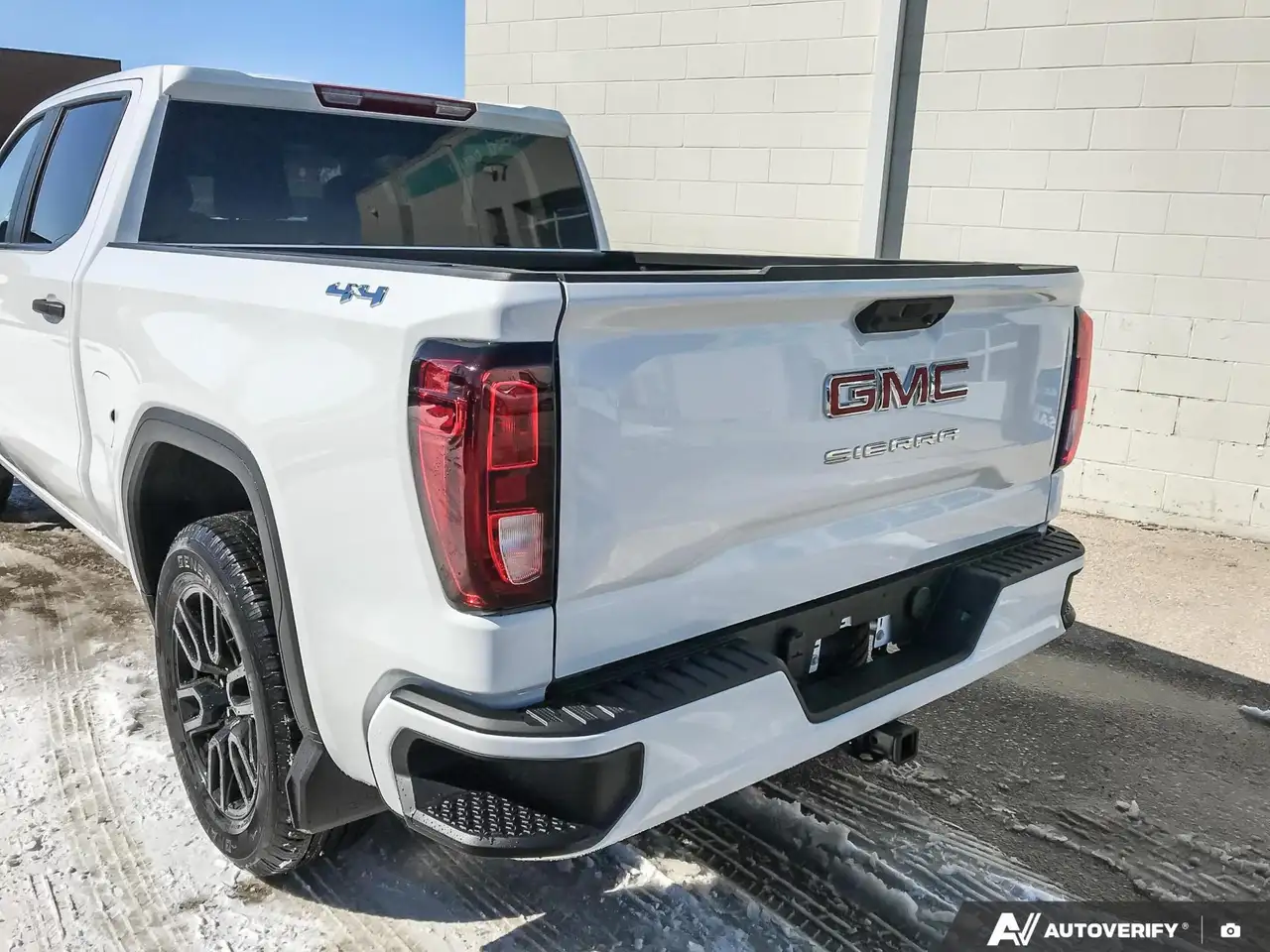 GMC Sierra 1500 снимка GMC Sierra 1500