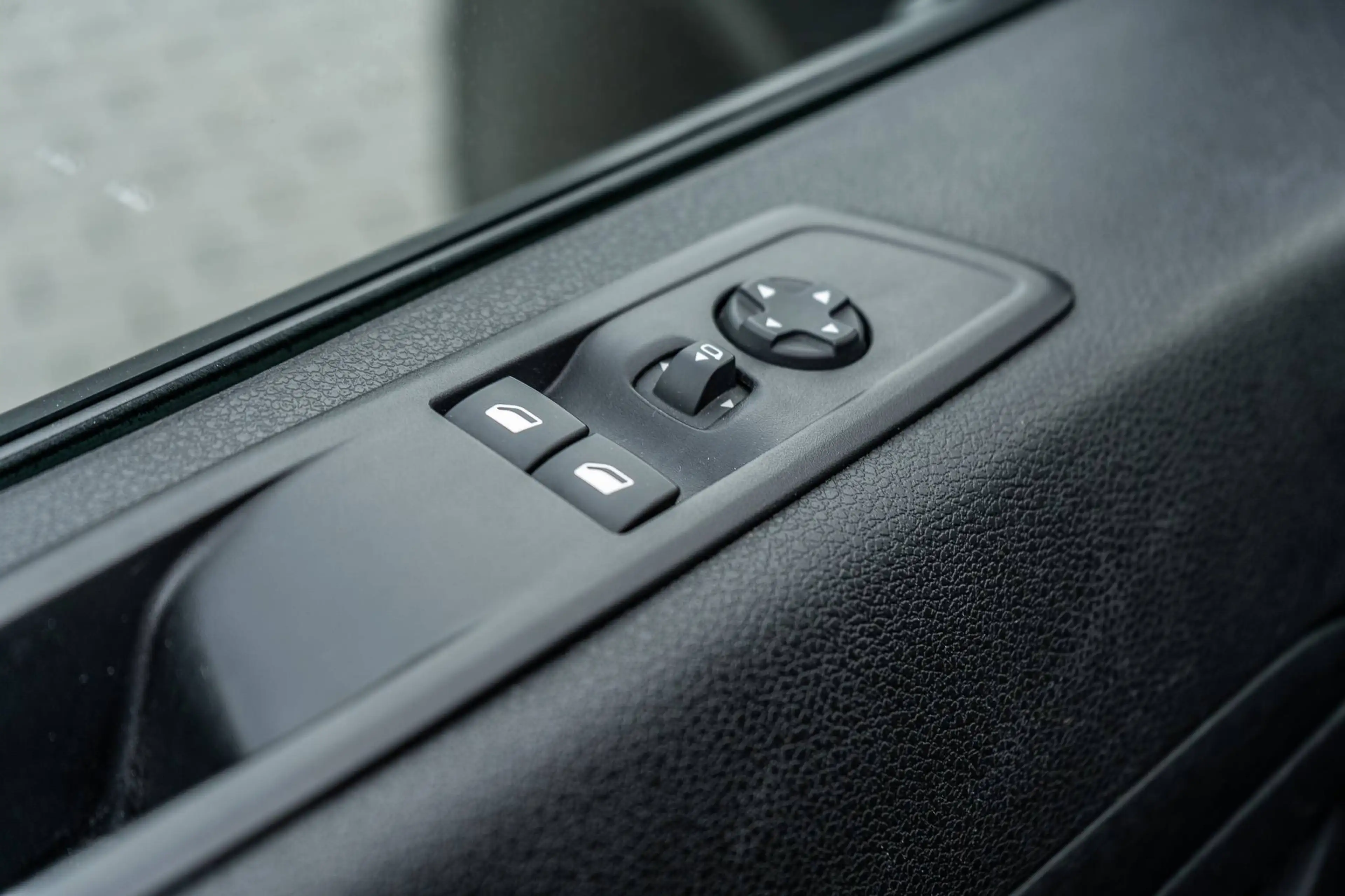 Peugeot Expert Expert 2.2 BlueHDi L2 Standard Utility S/S — photo 13