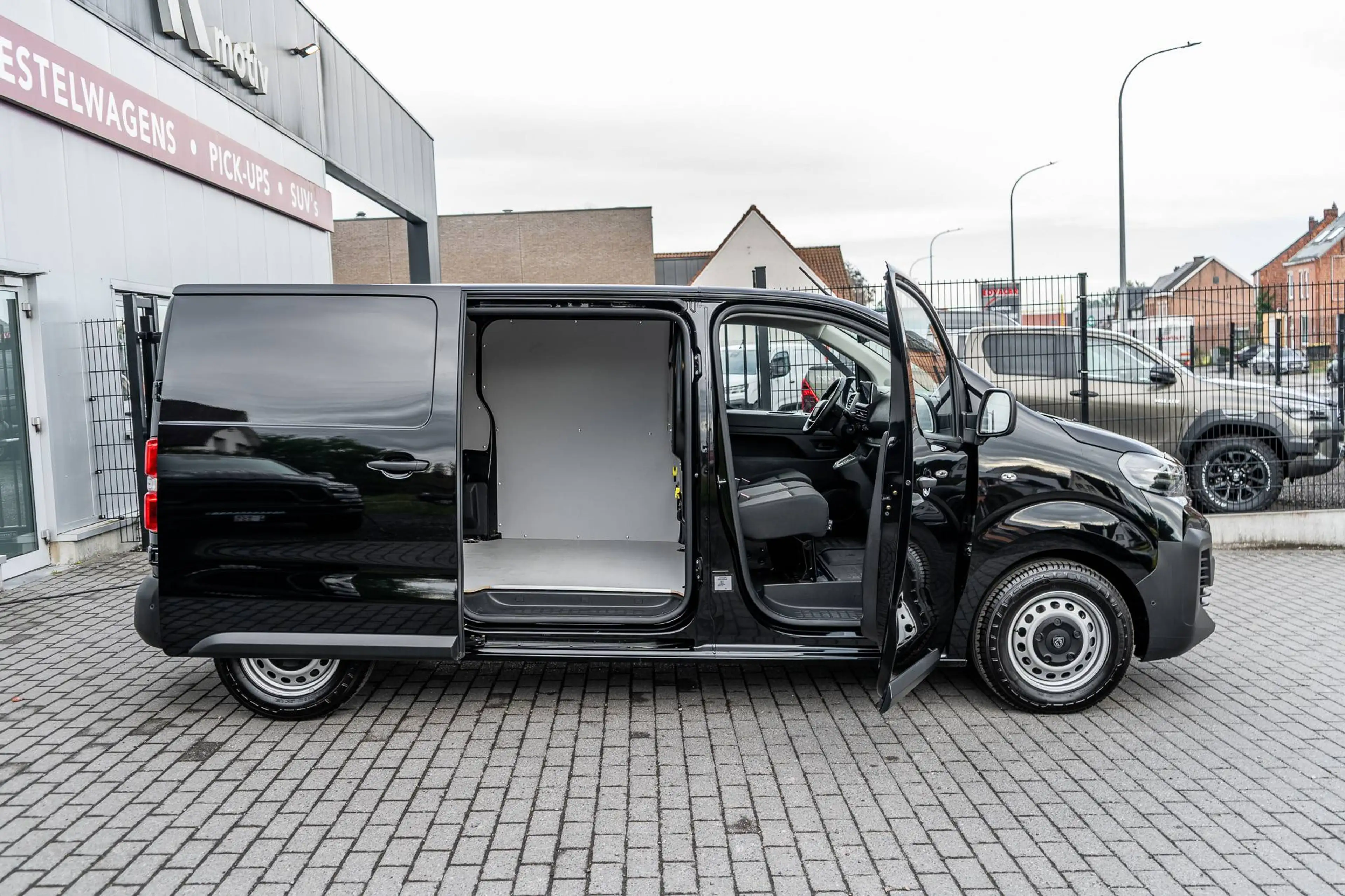 Peugeot Expert Expert 2.2 BlueHDi L2 Standard Utility S/S — photo 3