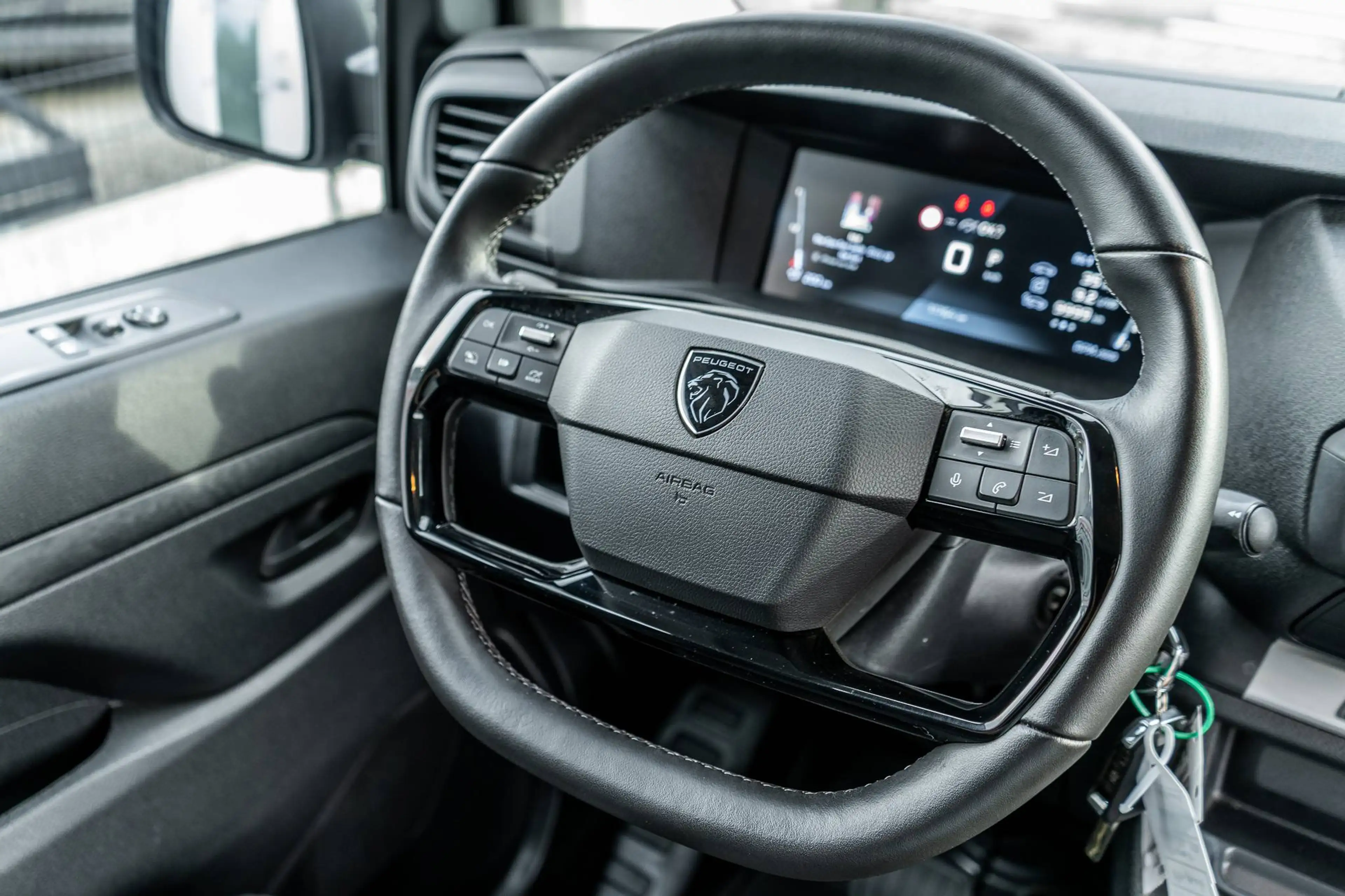 Peugeot Expert Expert 2.2 BlueHDi L2 Standard Utility S/S — photo 9