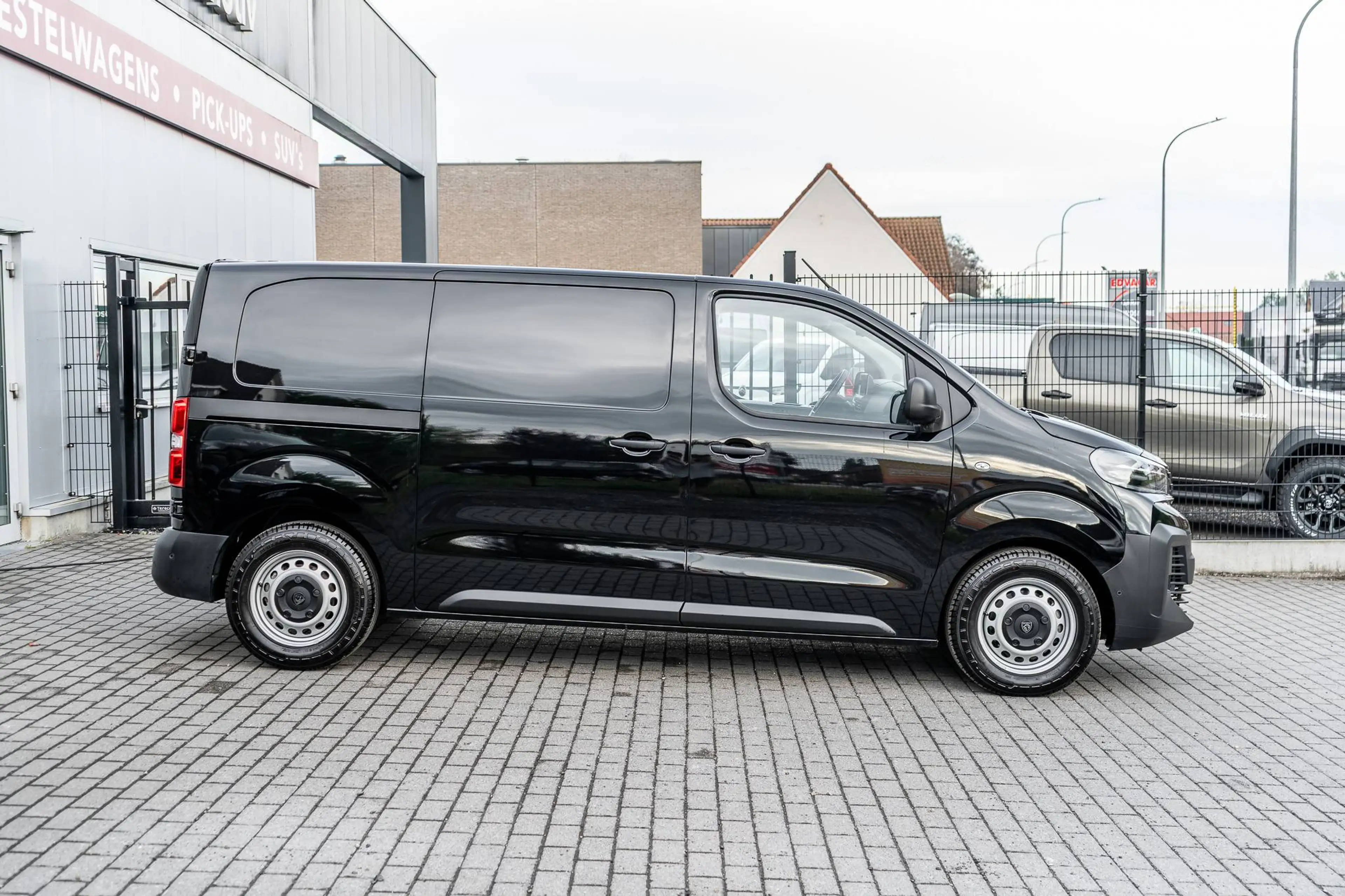 Peugeot Expert Expert 2.2 BlueHDi L2 Standard Utility S/S — photo 2