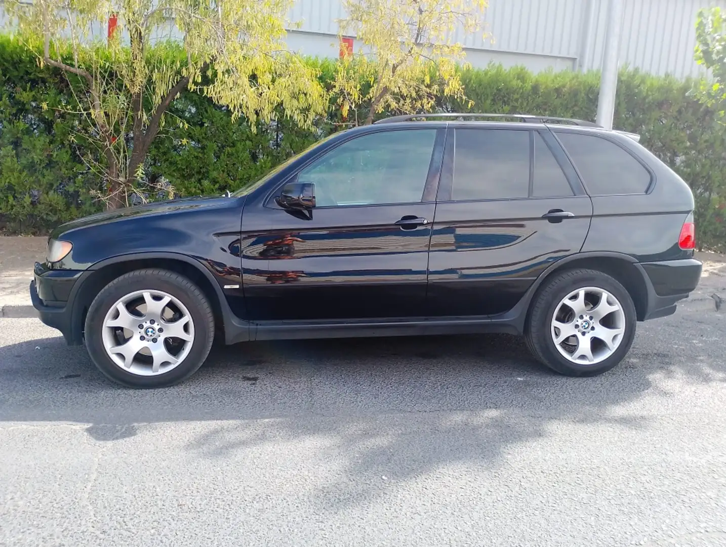 BMW X5 3.0d Negro - 1