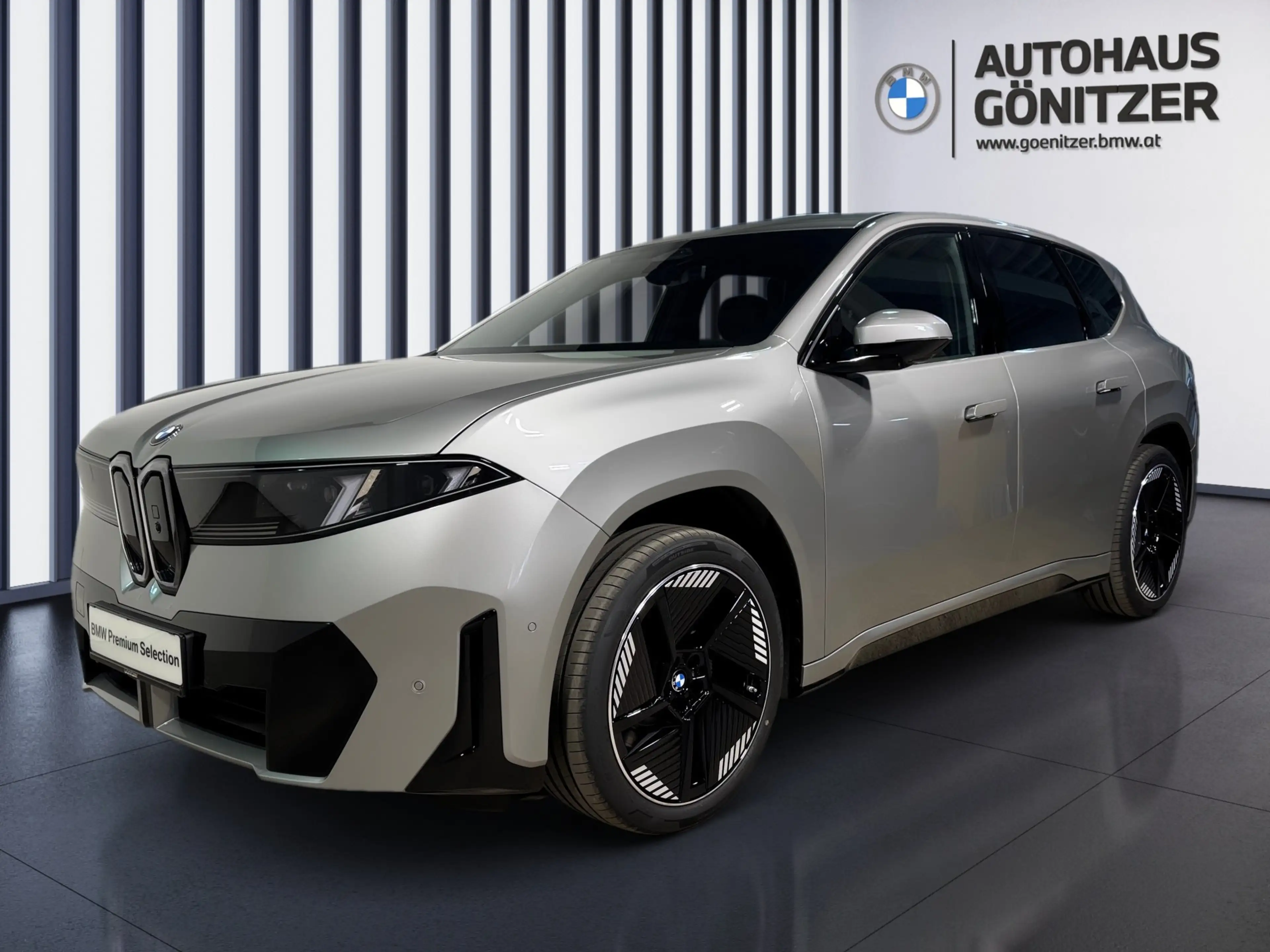 BMW iX3 40 sDrive — photo 2