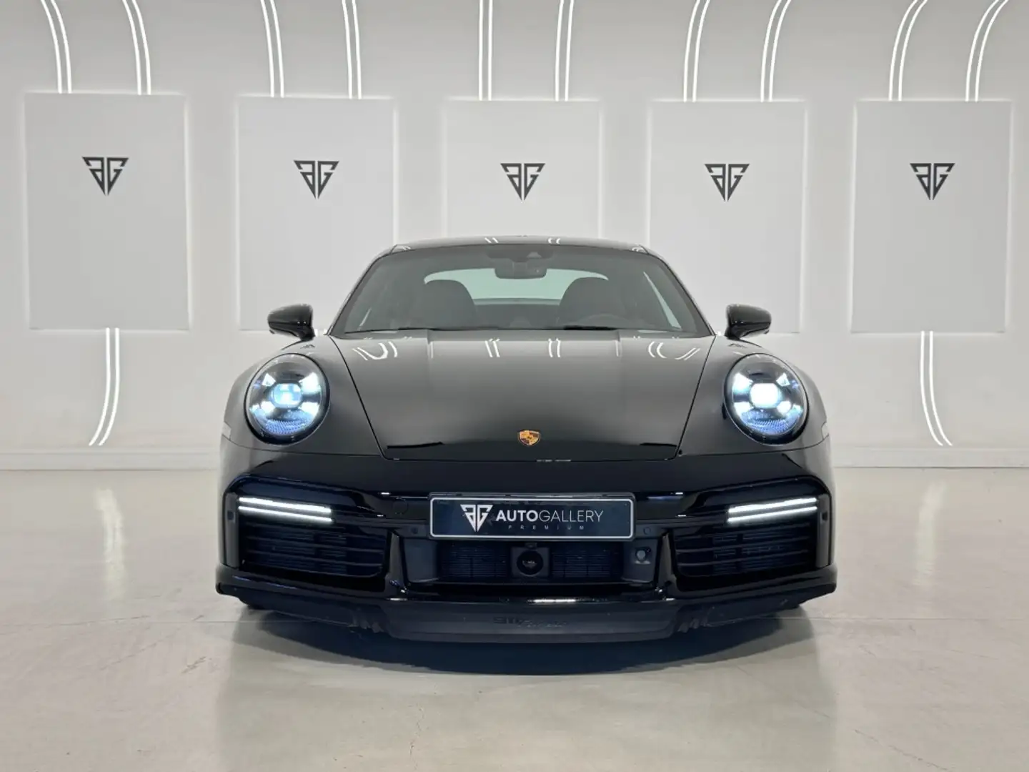 Porsche 992 Turbo Coupé PDK Negro - 2