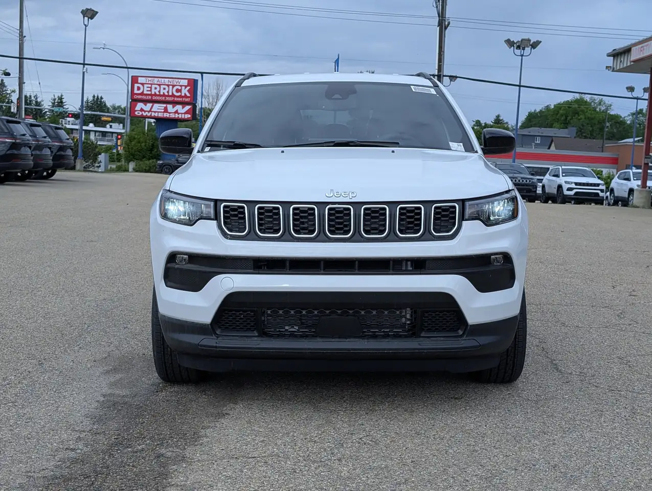 Jeep Compass photo Jeep Compass