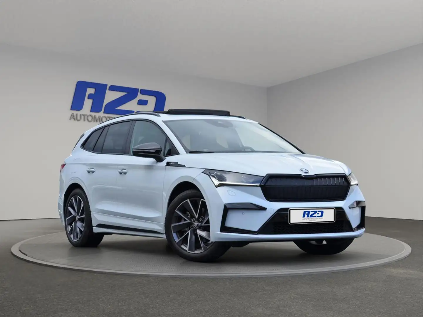 Skoda Enyaq 80 Sportline PANO DACH AHK SCHWENK  MATRIX ACC Weiß - 2