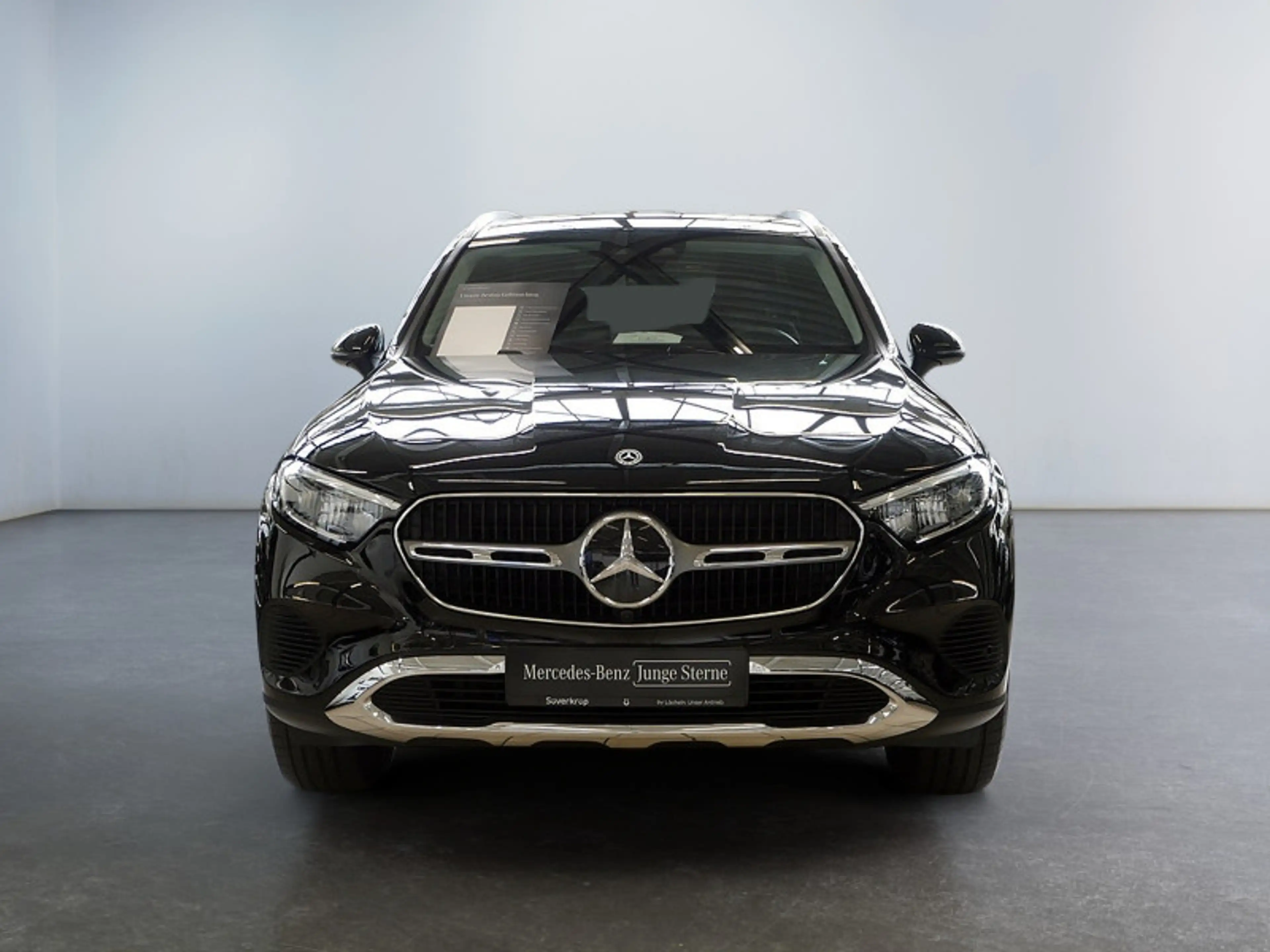 Mercedes-Benz GLC 300 e 4M , AVANTGARDE MEMO AHK DISTR KAMERA — photo 5