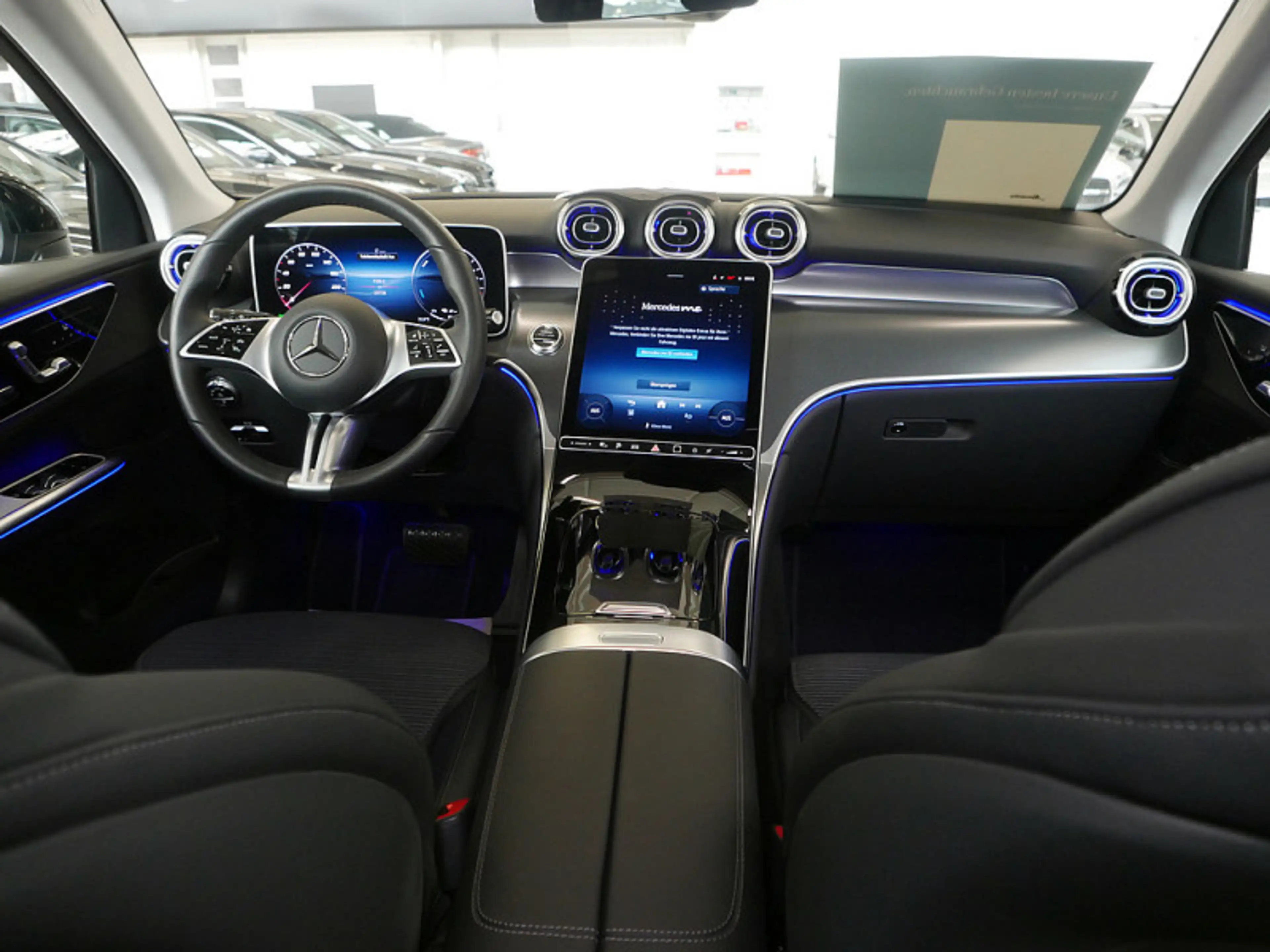 Mercedes-Benz GLC 300 e 4M , AVANTGARDE MEMO AHK DISTR KAMERA — photo 10