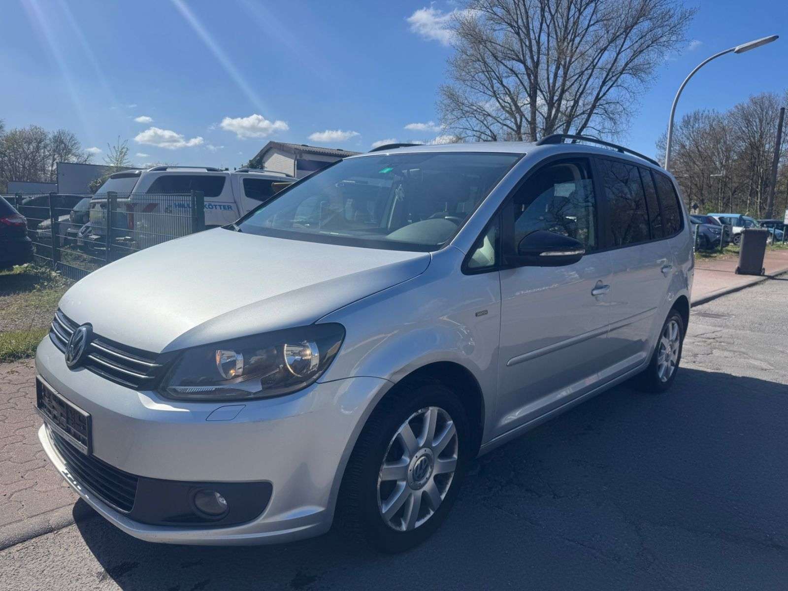 Second hand Volkswagen Touran 1.6