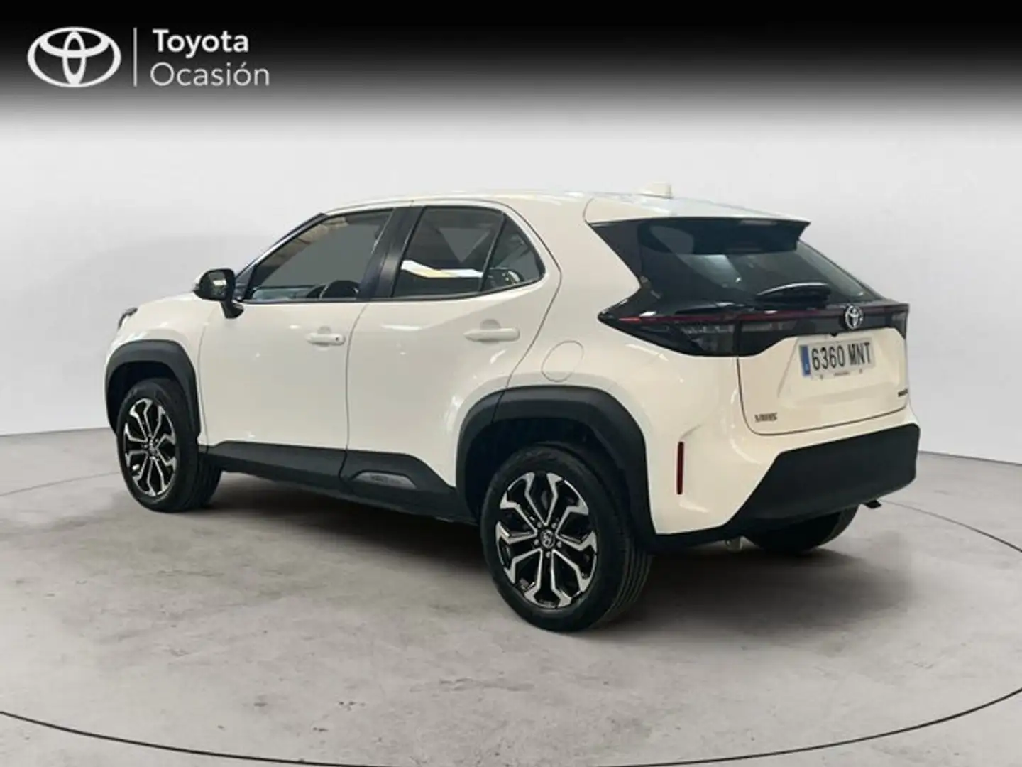 Toyota Yaris Cross 5 puertas Active Tech 120H e-CVT Blanco - 2