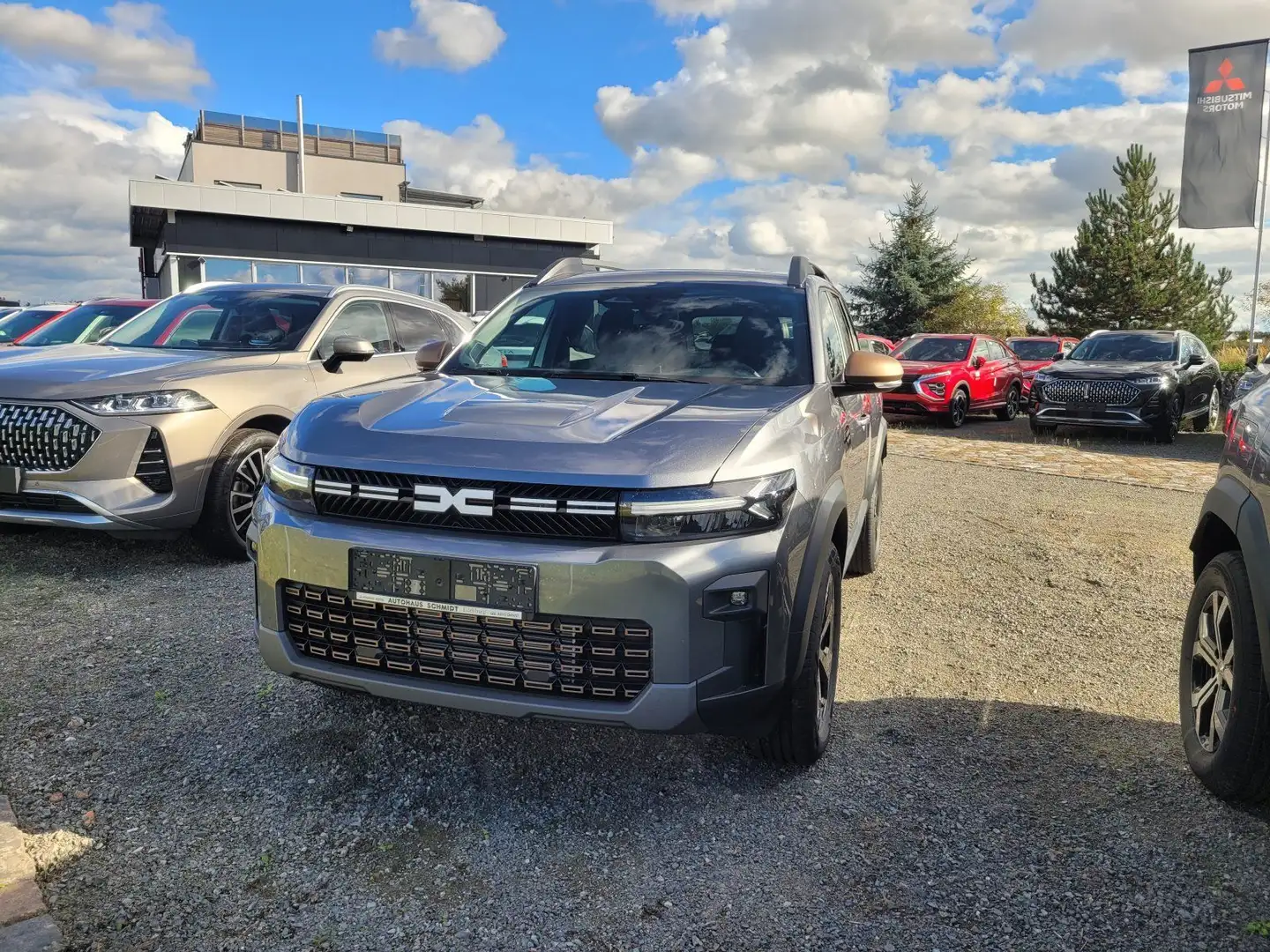 Dacia Bigster Hybrid 155 Extreme Pano+SHZ+LED+RFK Grau - 1