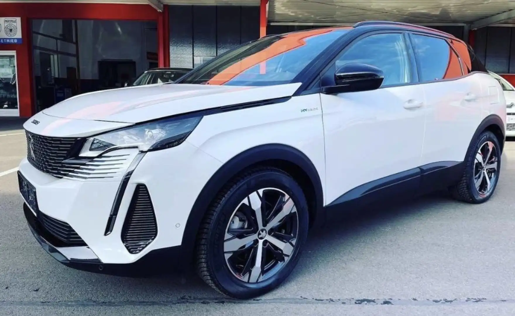 Peugeot 3008 Hybrid4 300 GT EAT8 Weiß - 1