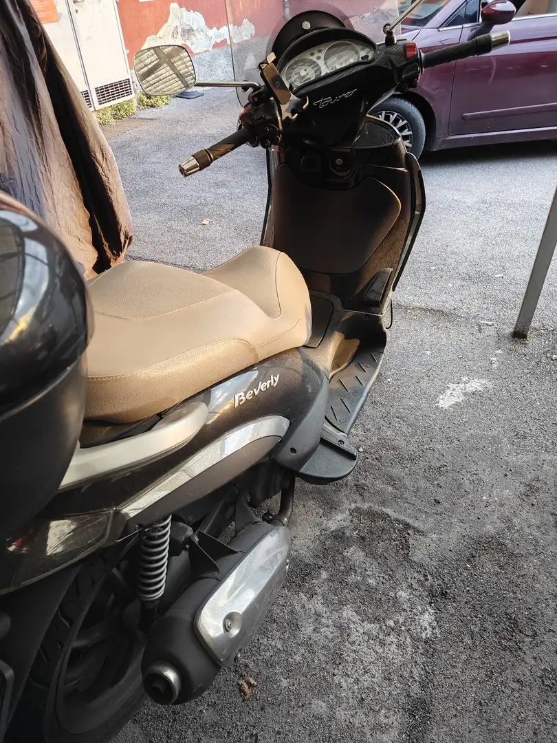 Piaggio Beverly 250 Nero - 2