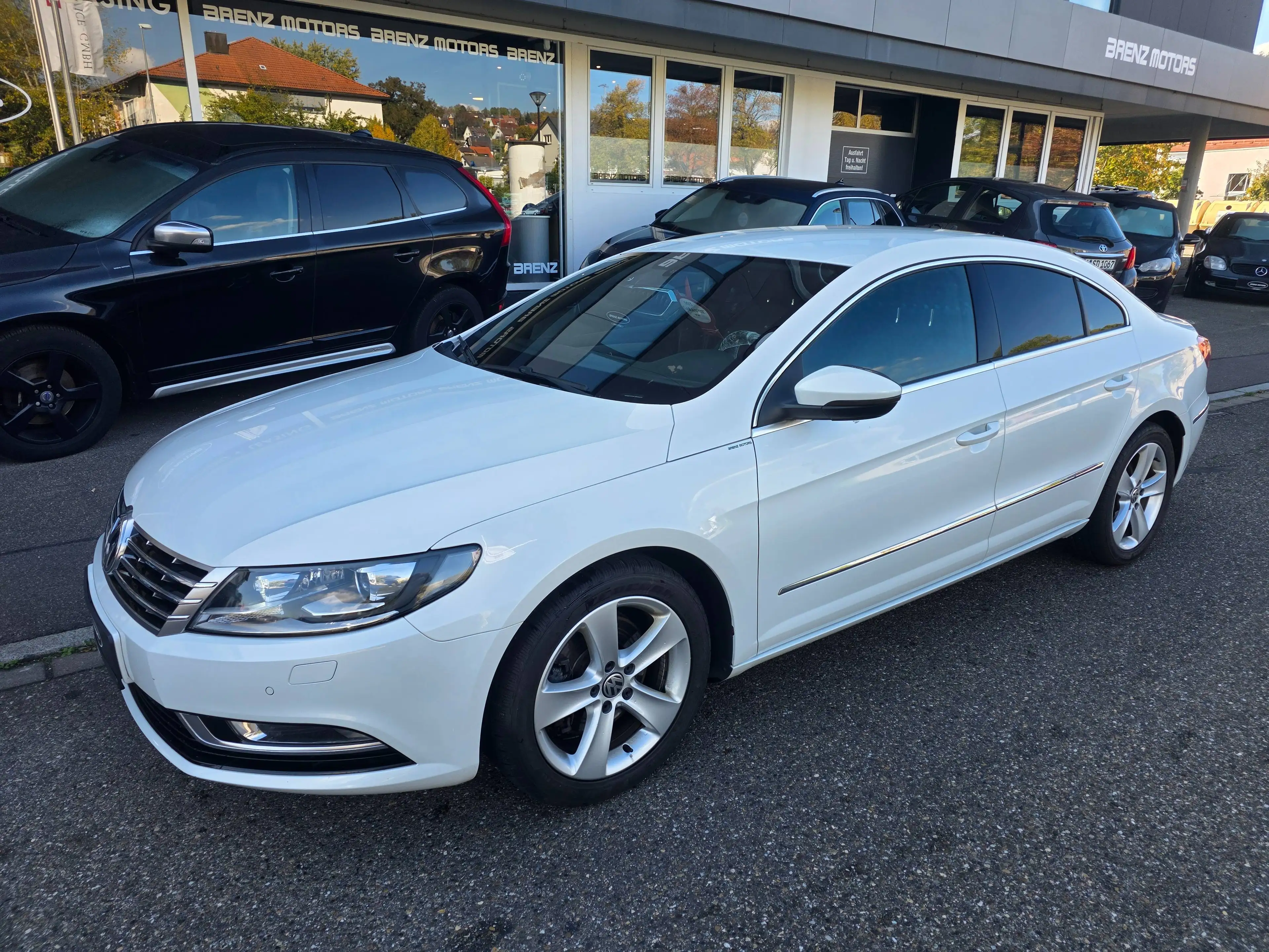 Volkswagen CC 2.0TDI DSG BMT /Alcantara/Bi Xenon/Top + Service/Tuv neu & 1J.Garantie — photo 2