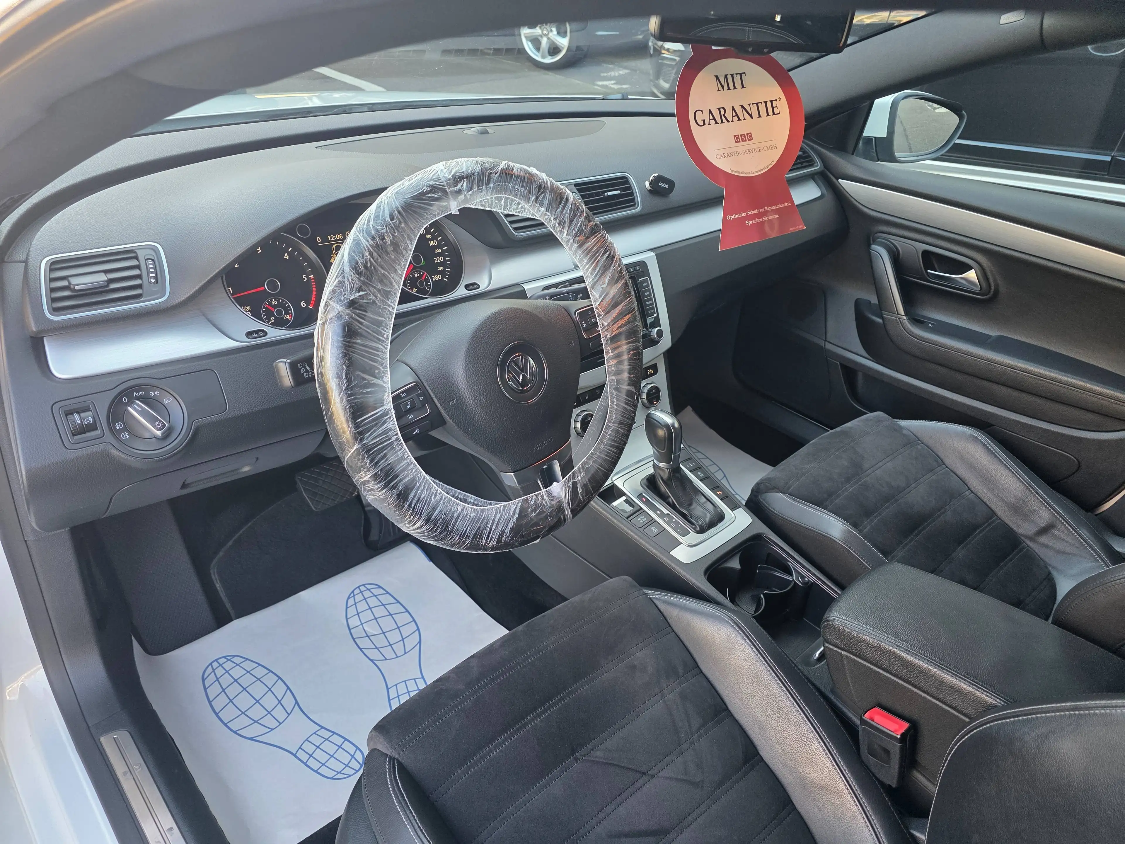Volkswagen CC 2.0TDI DSG BMT /Alcantara/Bi Xenon/Top + Service/Tuv neu & 1J.Garantie — photo 10