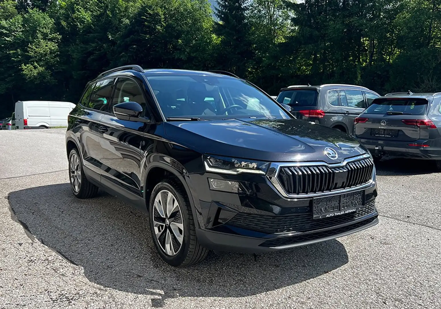 Skoda Karoq 2,0 TDI 4x4 DSG Style Schwarz - 2