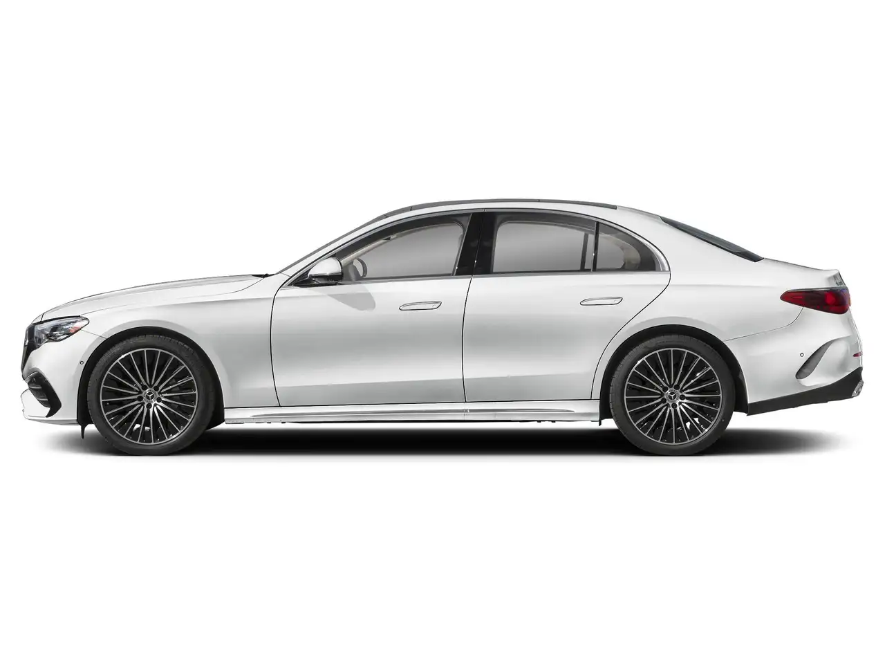 Mercedes-Benz E-Class снимка Mercedes-Benz E-Class