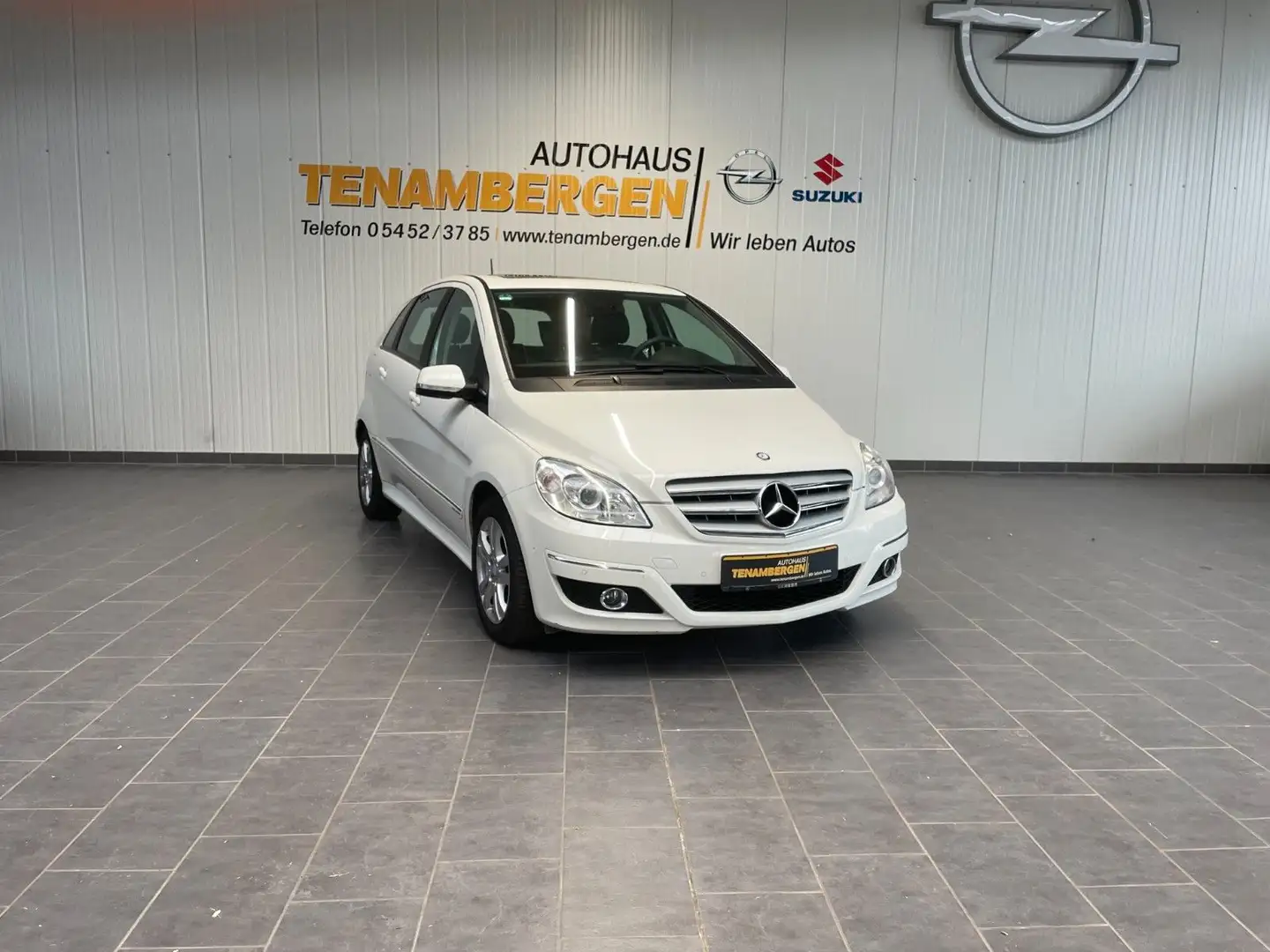 Mercedes-Benz B 180 PDC Klima Lamellendach Weiß - 1