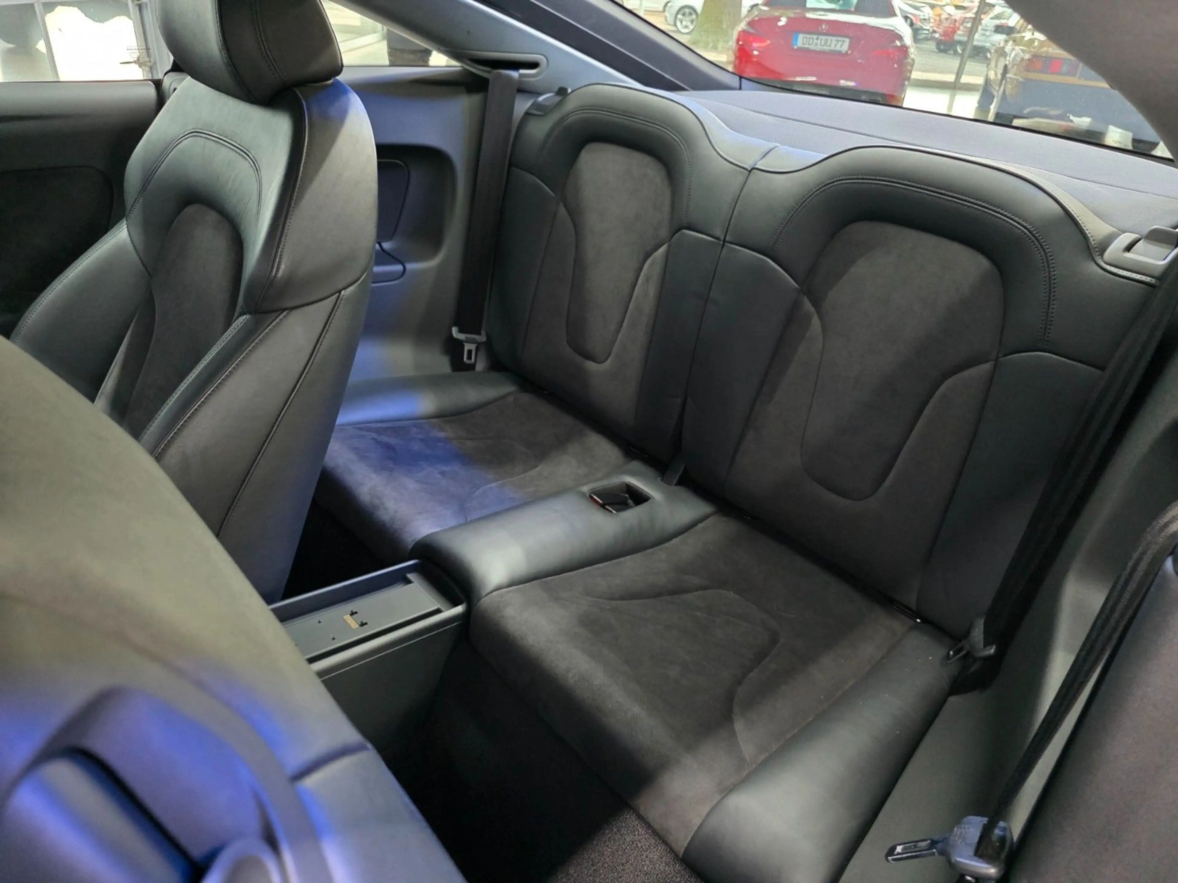 Audi TT Coupe/Roadster 2.0 TDI Coupe quattro S-Line — photo 14