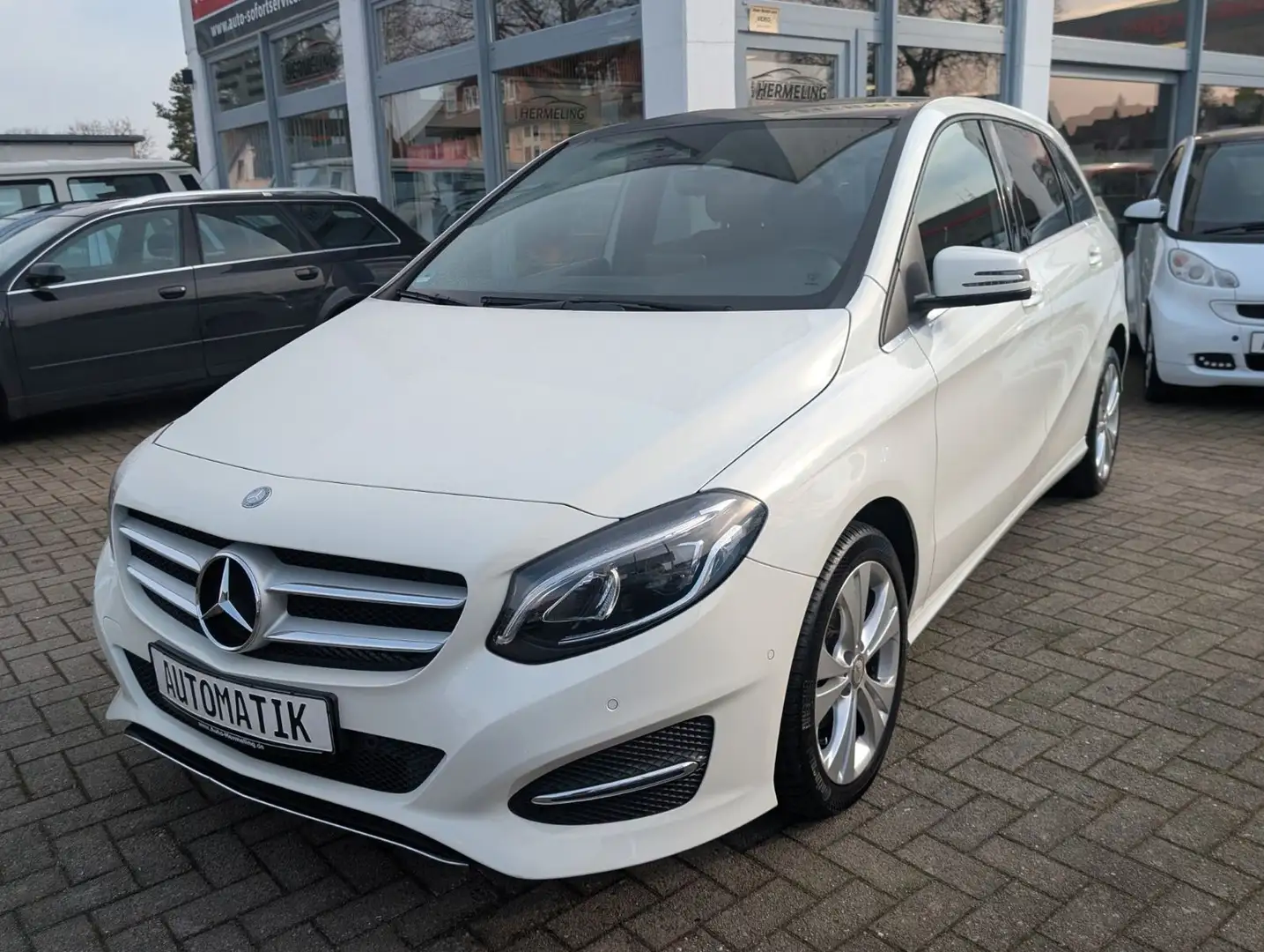 Mercedes-Benz B 180 d Urban LED|Navi|Kamera|Allwetter Weiß - 2