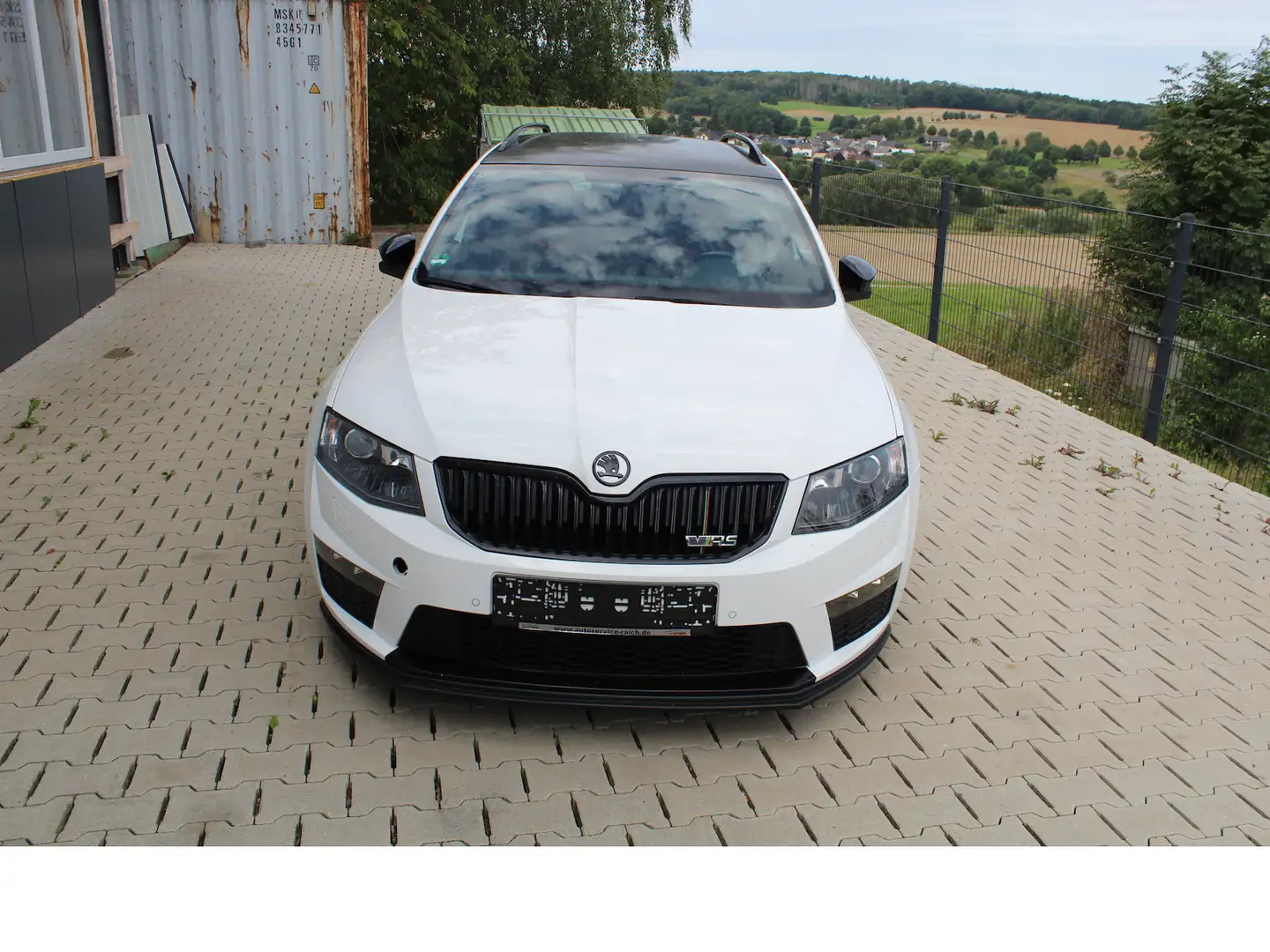 Skoda Octavia RS 2,0 TSI / AHK/XENON/SHZ/PDC/ Blanc - 2