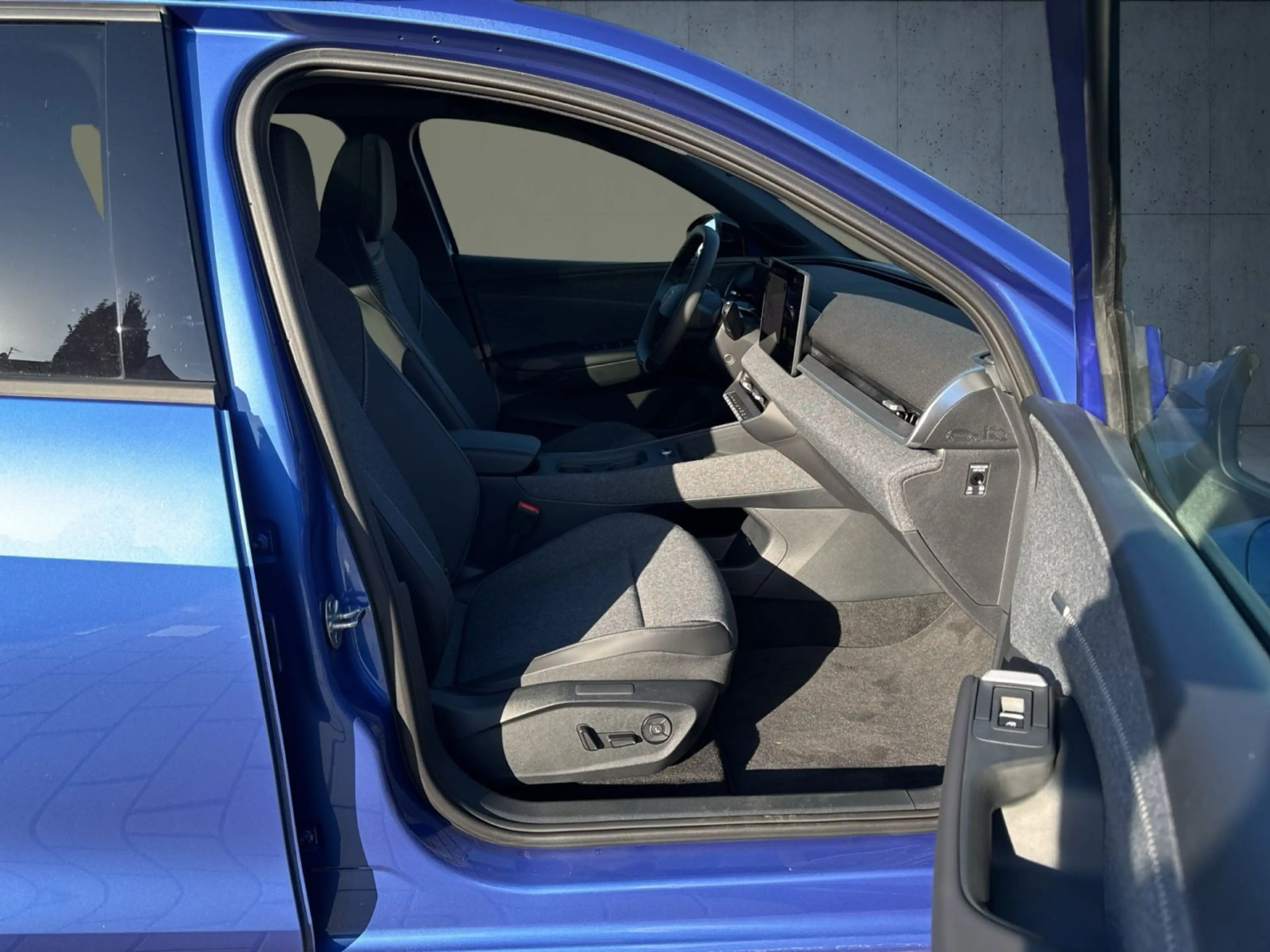 Volkswagen ID. Polo Style AHK/Nav/Matrix/ACC/360/AppCon/19" — photo 15