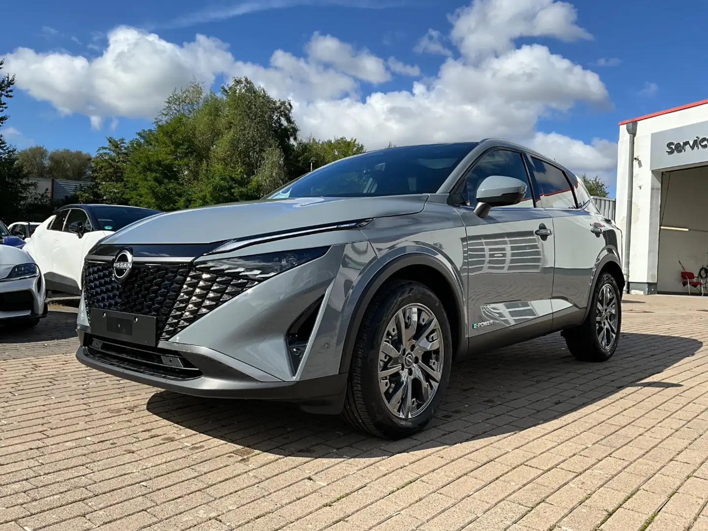 Nissan Qashqai 1.5 VC-T Tekna e-Power ACC+LED+Navi+SHZ Gris - 2