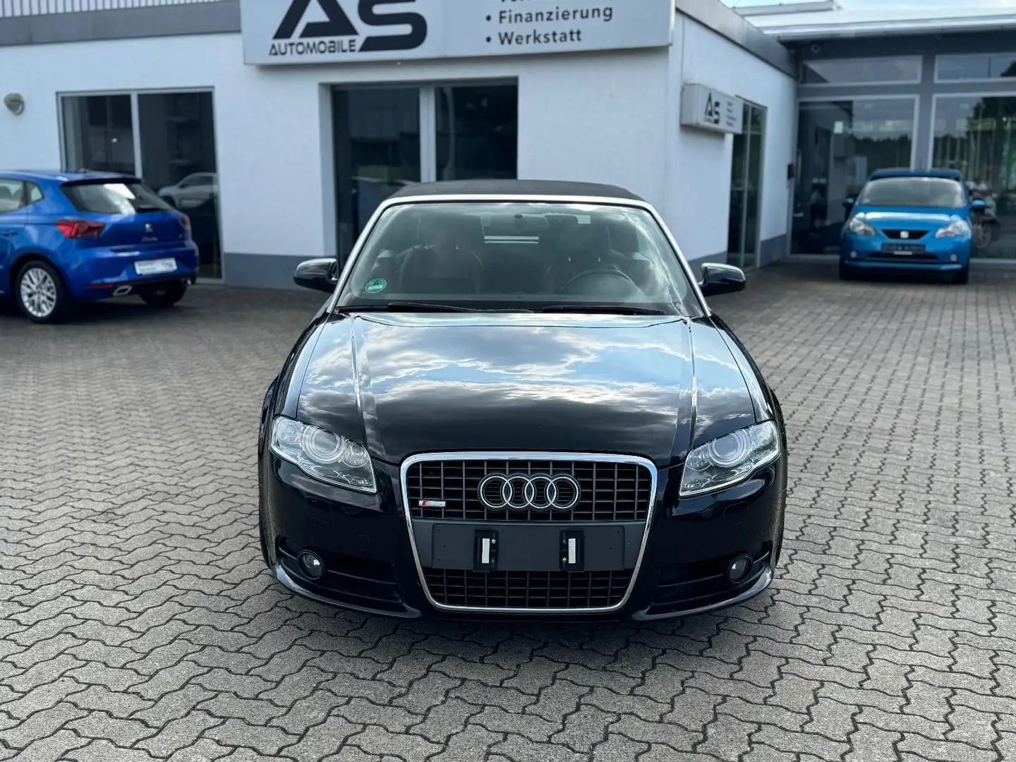 Audi A4 Cabriolet 2.0 TDI S-Line Xenon Leder BOSE Schwarz - 2