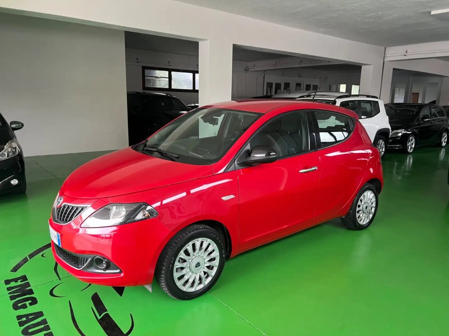 Lancia Ypsilon Lancia Ypsilon 1.0 FireFly 5 porte S&S Hybrid Silv Rouge - 1