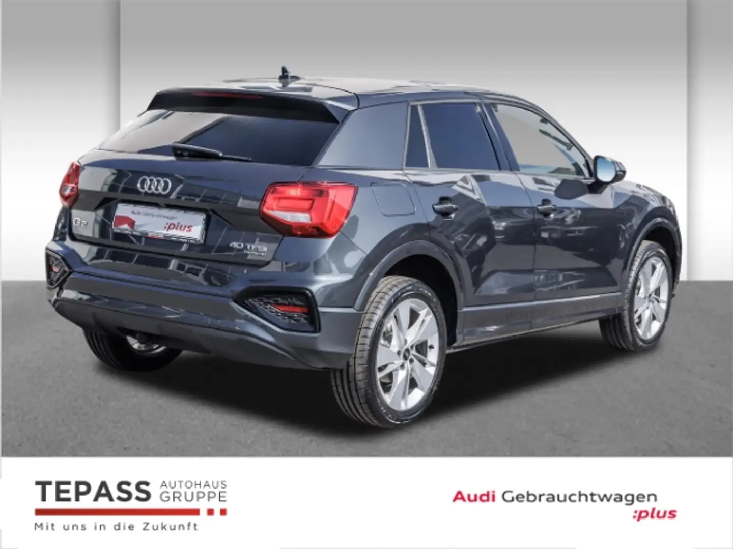 Audi Q2 40 TFSI QUATTRO S TRONIC ADVANCED PANO AHK SOUND K Grau - 2