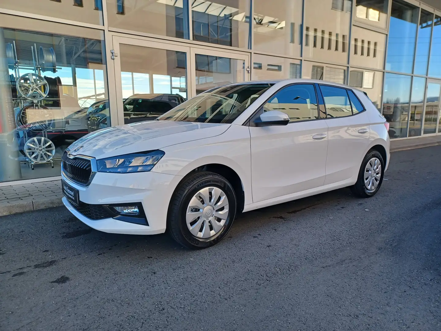 Skoda Fabia Essence Weiß - 2