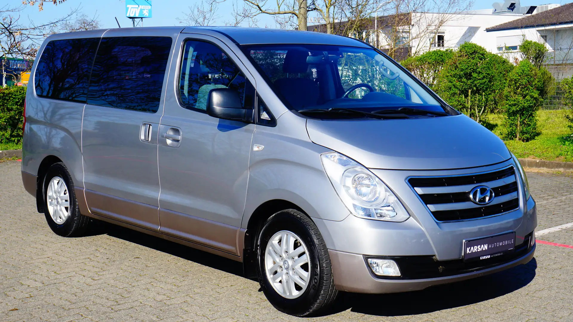 Hyundai H-1 PDC/8xSITZER/SHZ/R.KAMERA/KLIMA/AHK/USB Grau - 2