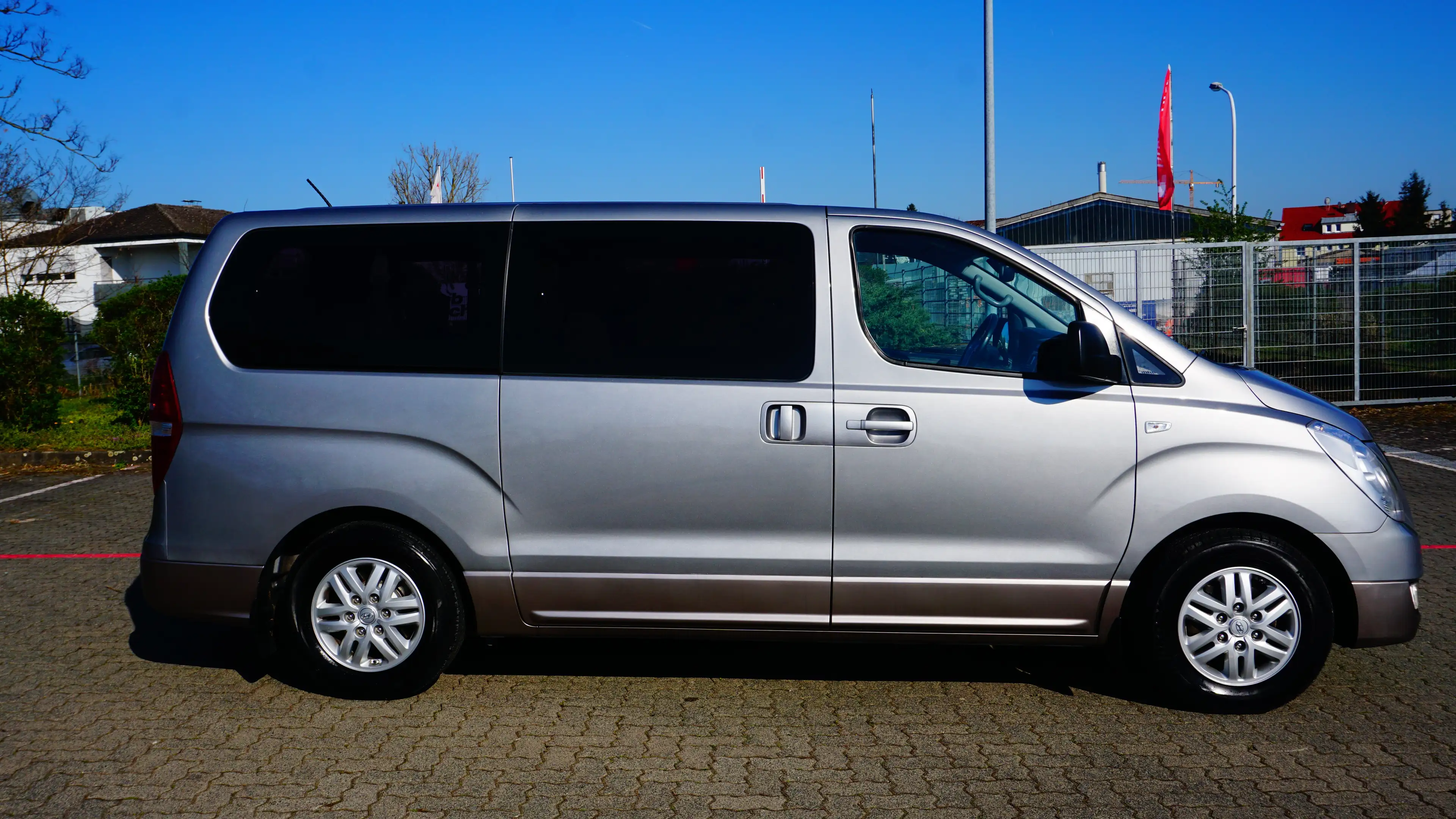 Hyundai H-1 PDC/8xSITZER/SHZ/R.KAMERA/KLIMA/AHK/USB — photo 11