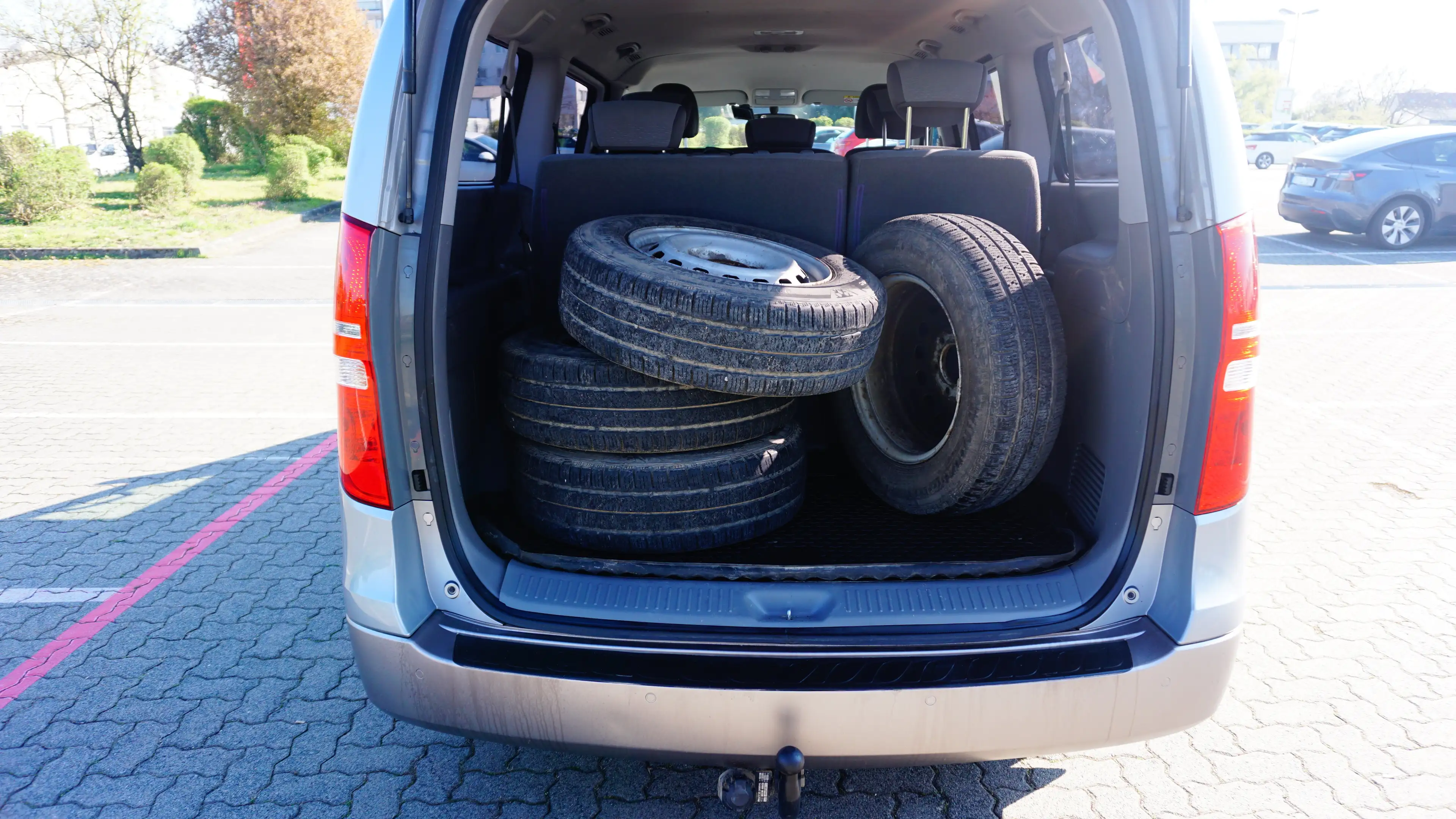 Hyundai H-1 PDC/8xSITZER/SHZ/R.KAMERA/KLIMA/AHK/USB — photo 14