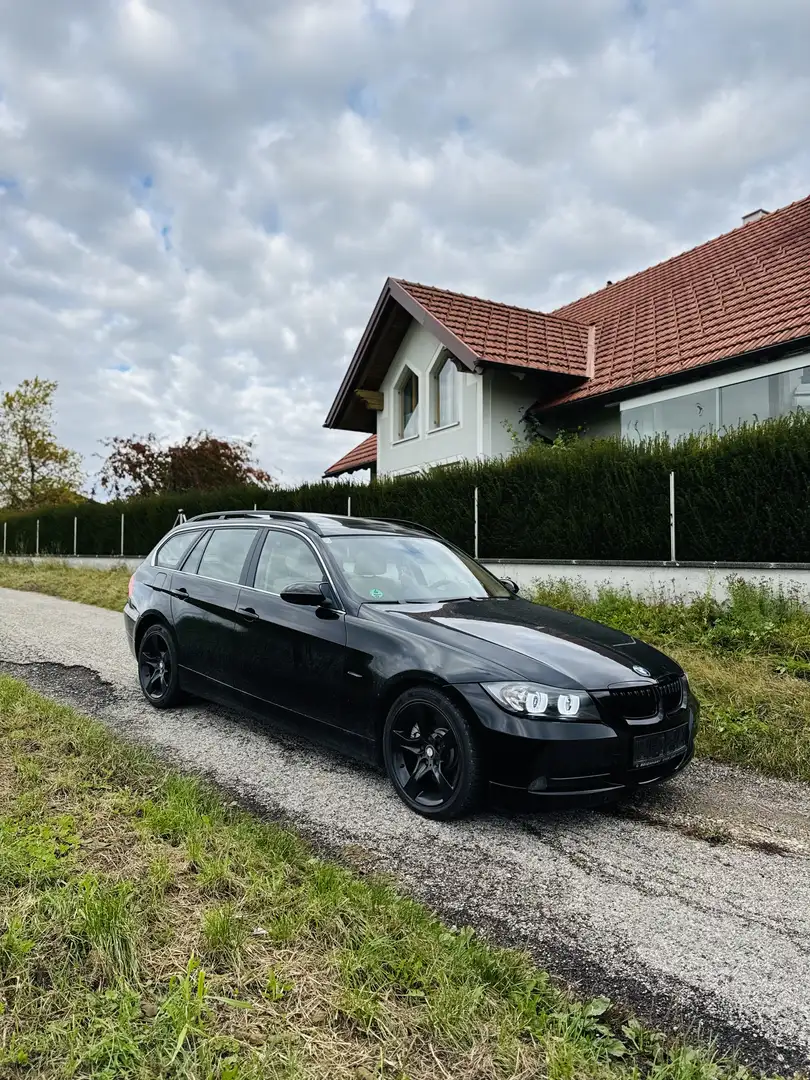 BMW 330 330xd Touring Österreich-Paket - 1