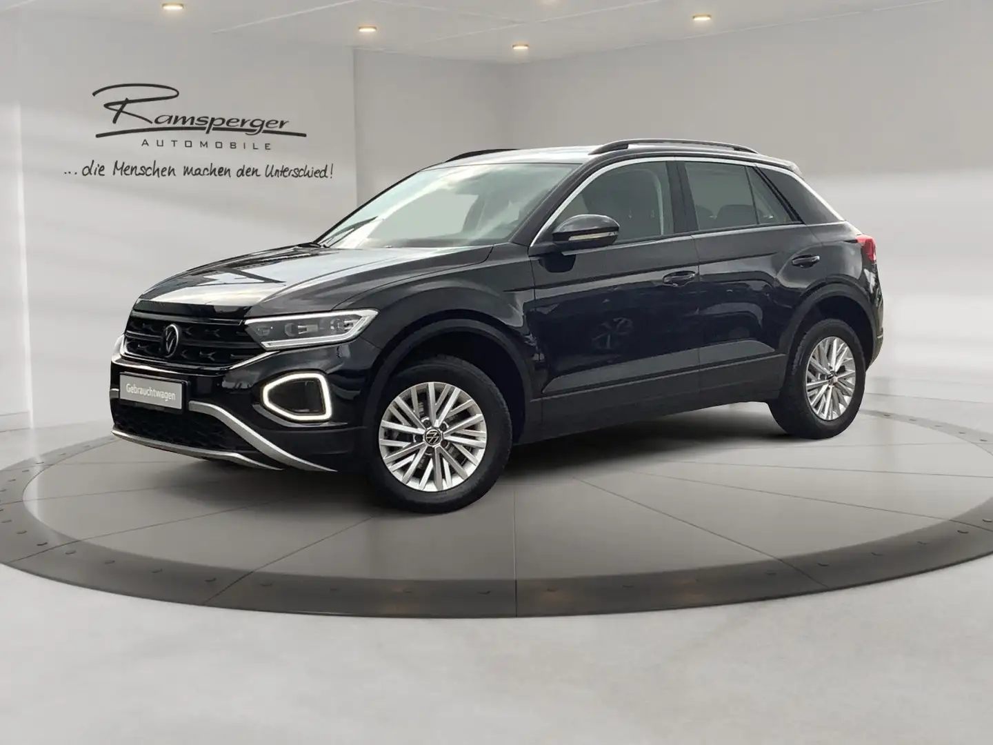 Volkswagen T-Roc 1.5 TSI DSG Life AHK ACC LED Navi Kamera Schwarz - 2